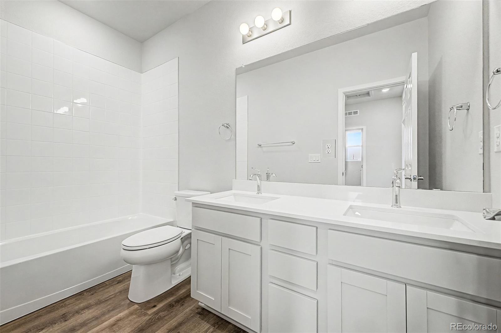 MLS Image #39 for 5802 n perth street,aurora, Colorado