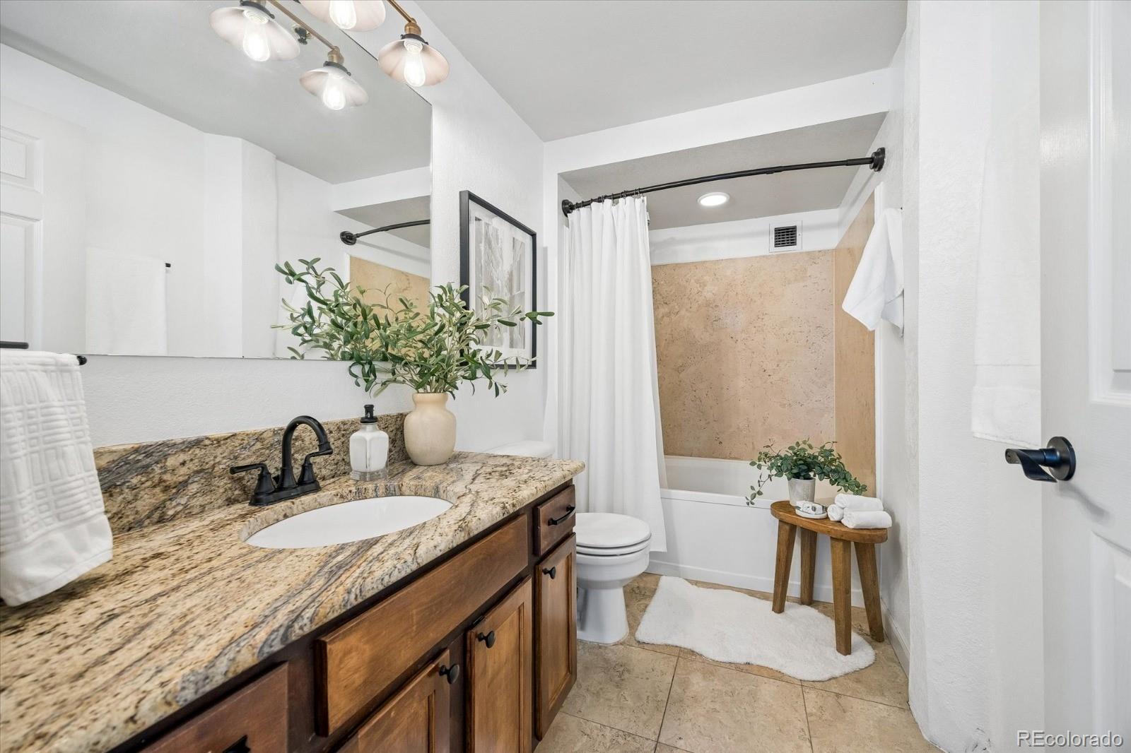 MLS Image #21 for 444  17th street,denver, Colorado