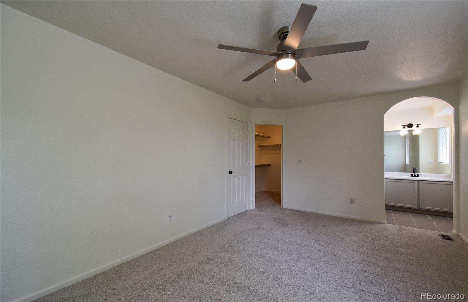 MLS Image #26 for 19625 e montview drive,aurora, Colorado