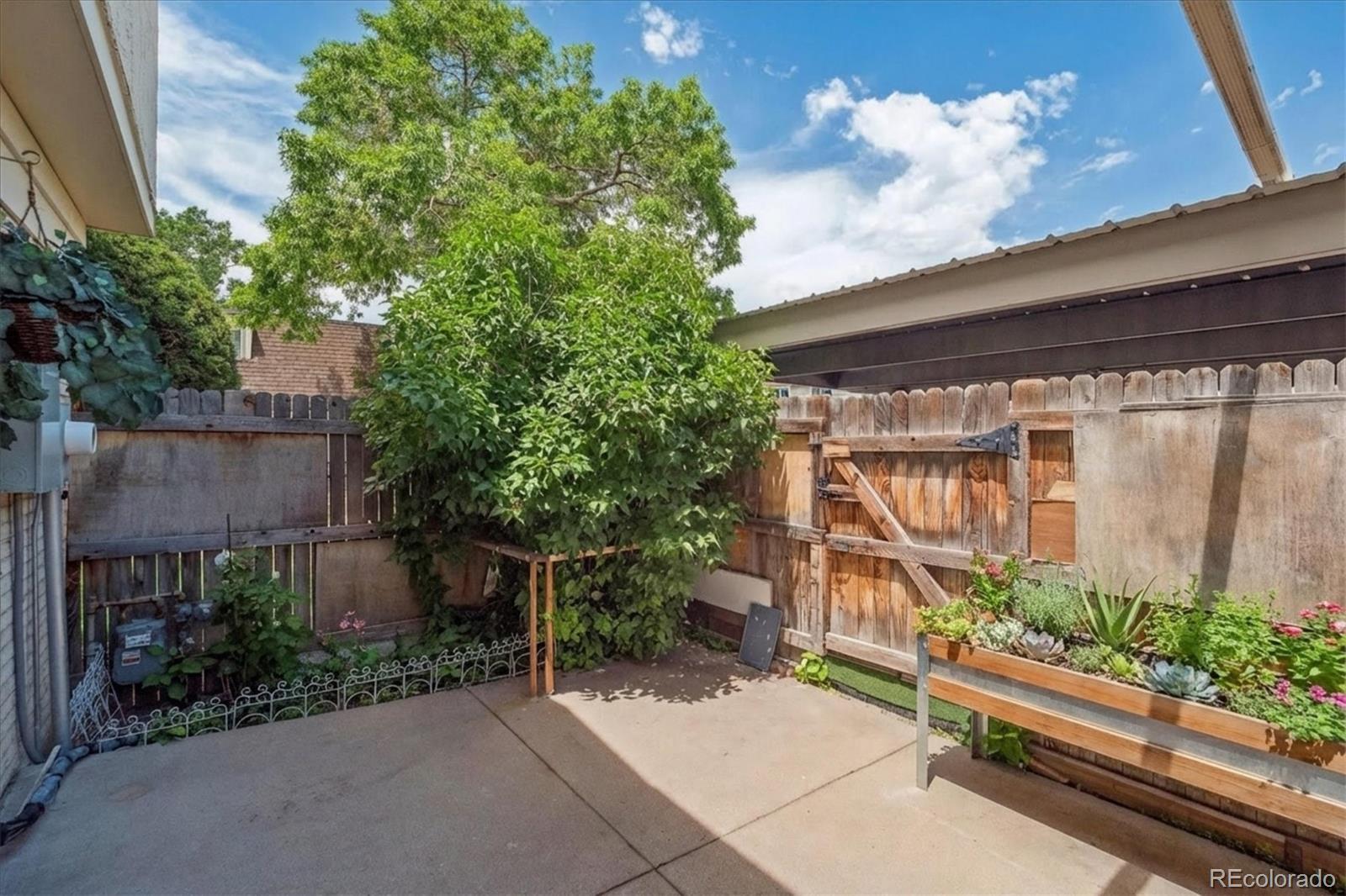MLS Image #17 for 6400 e mississippi avenue,denver, Colorado