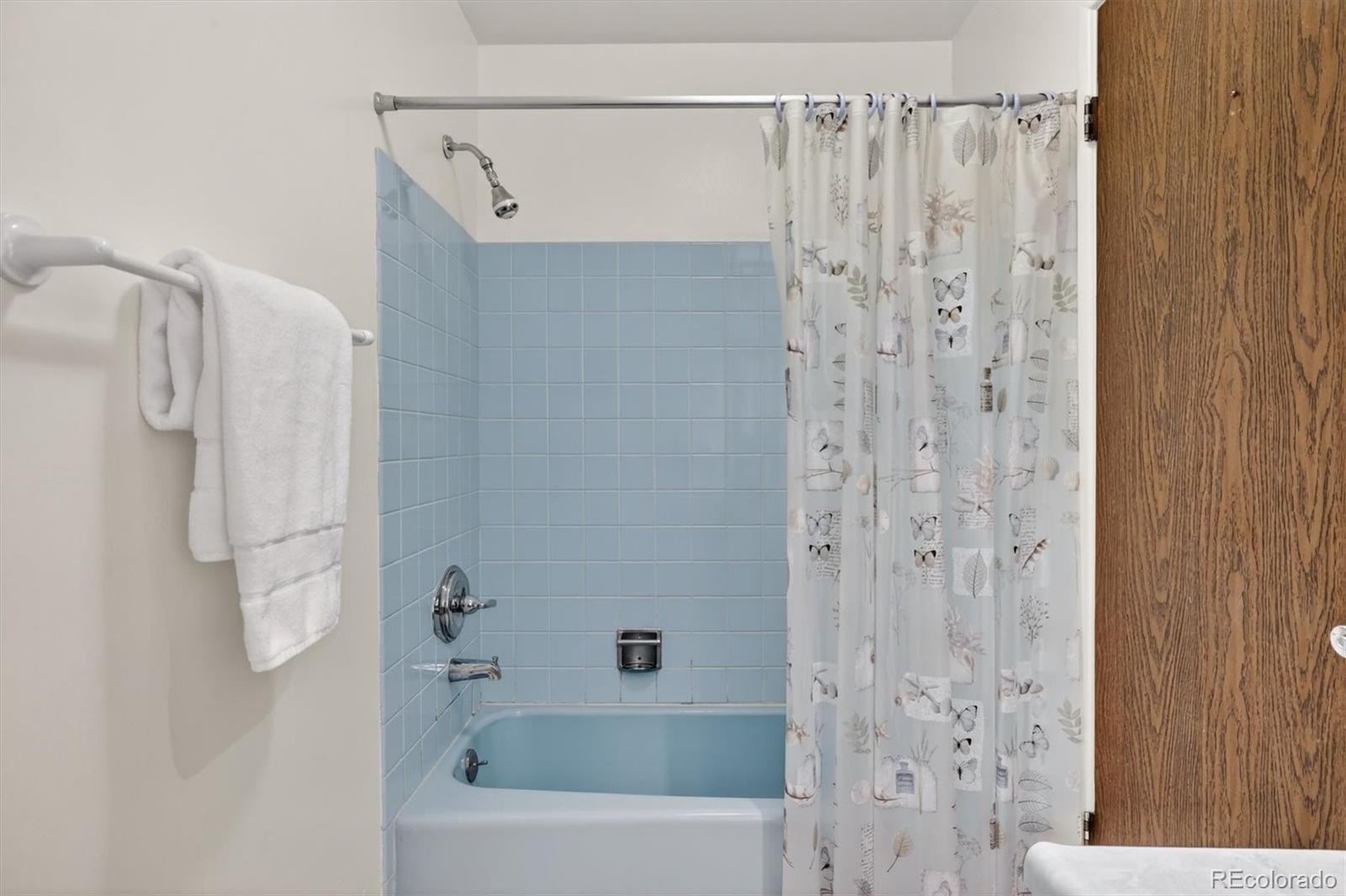 MLS Image #29 for 7183 e warren drive,denver, Colorado