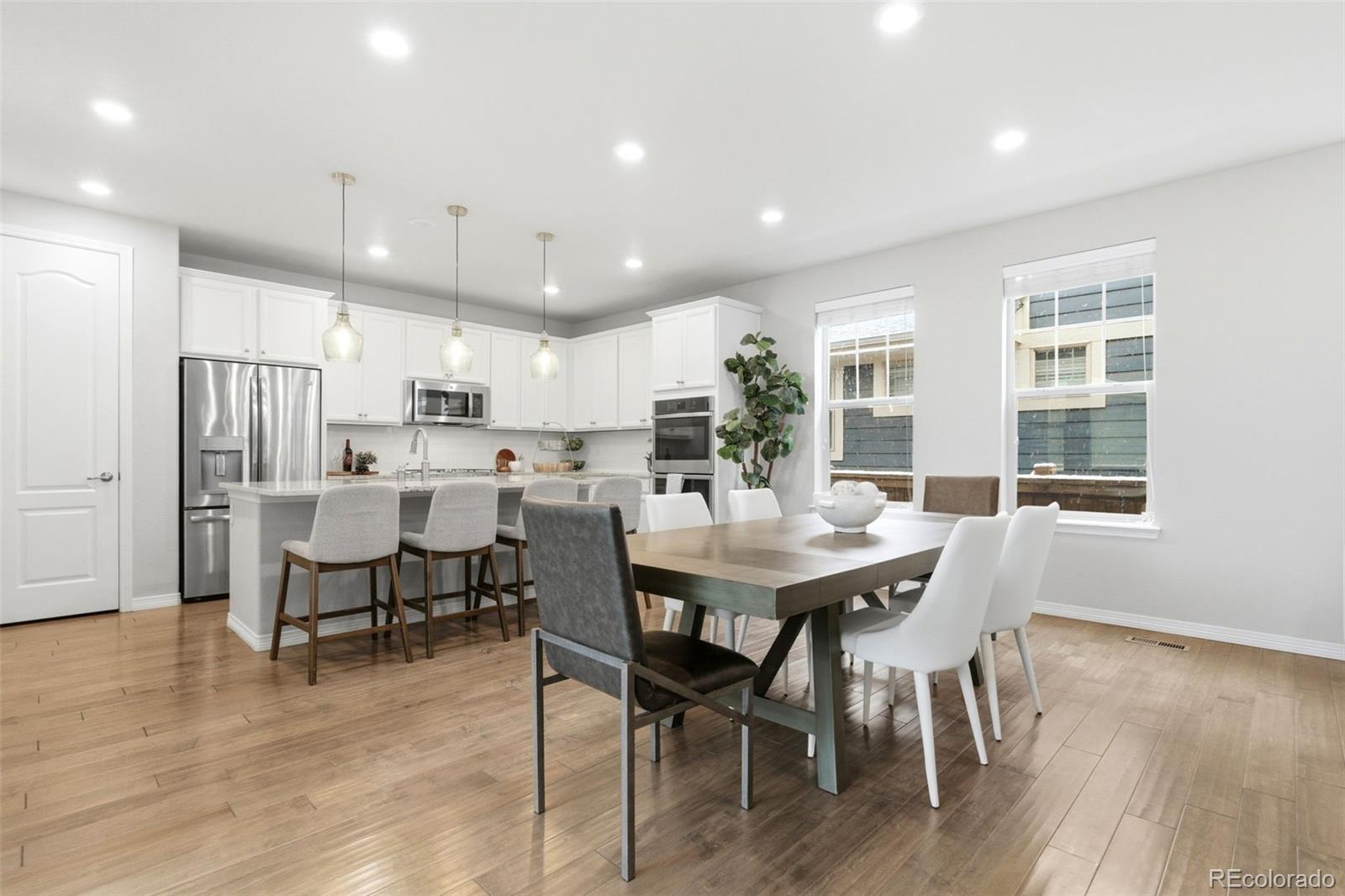 MLS Image #10 for 9456 e 51st drive,denver, Colorado