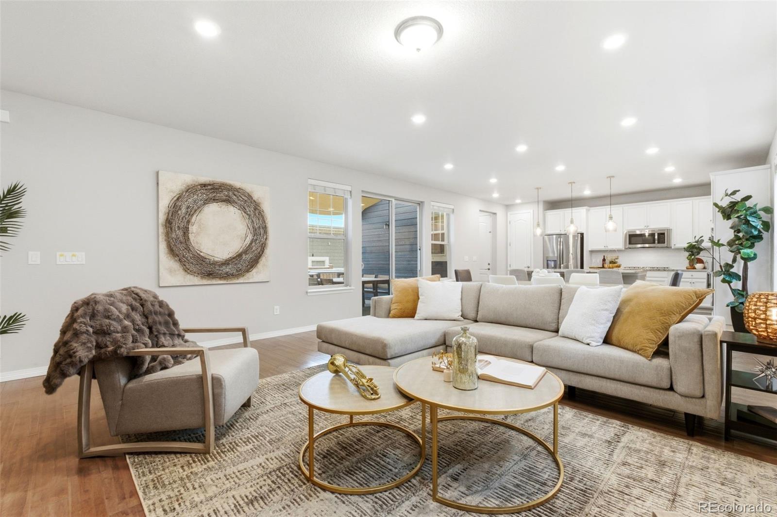 MLS Image #7 for 9456 e 51st drive,denver, Colorado