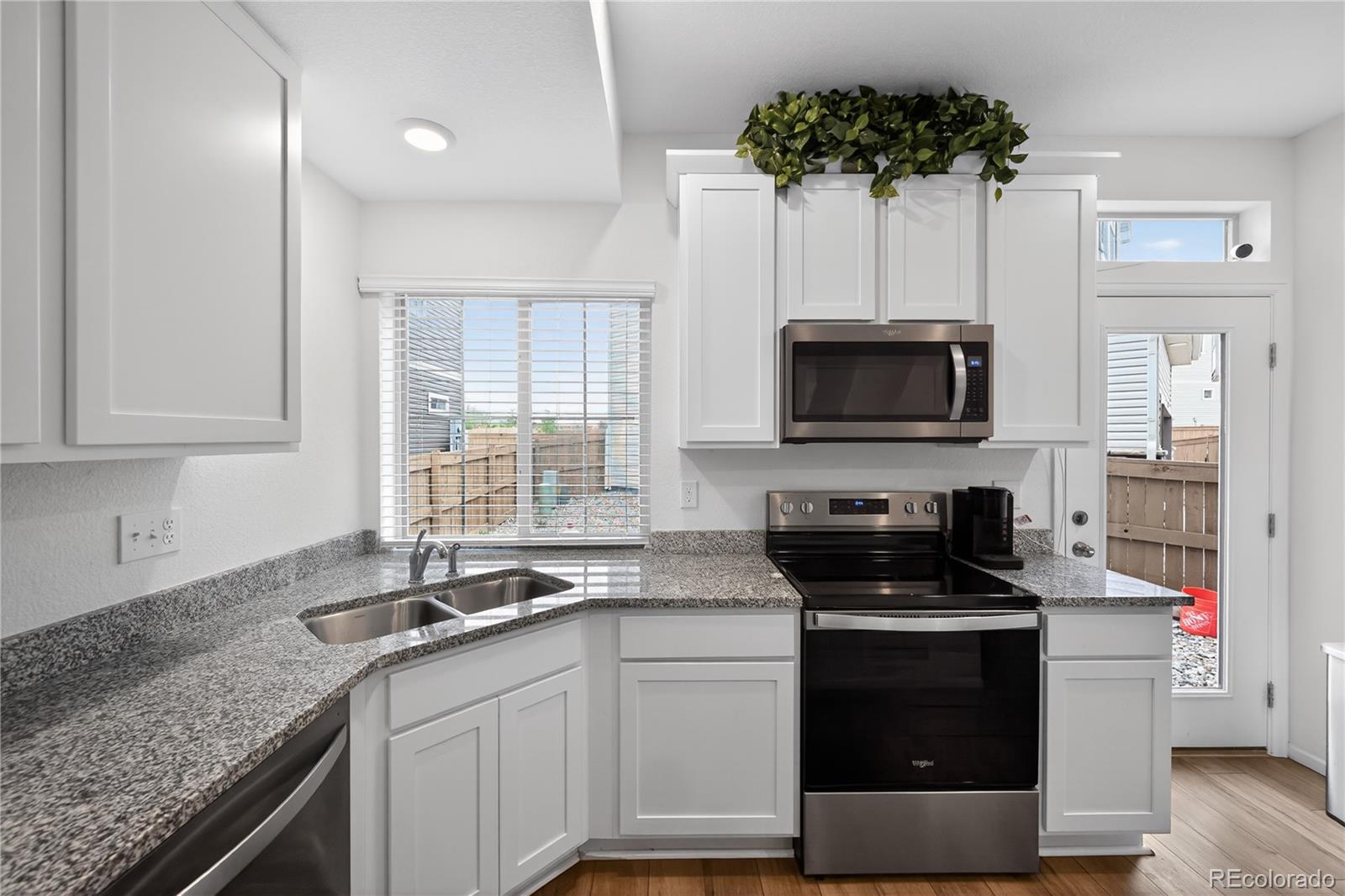 MLS Image #5 for 16291 e 111th drive,commerce city, Colorado