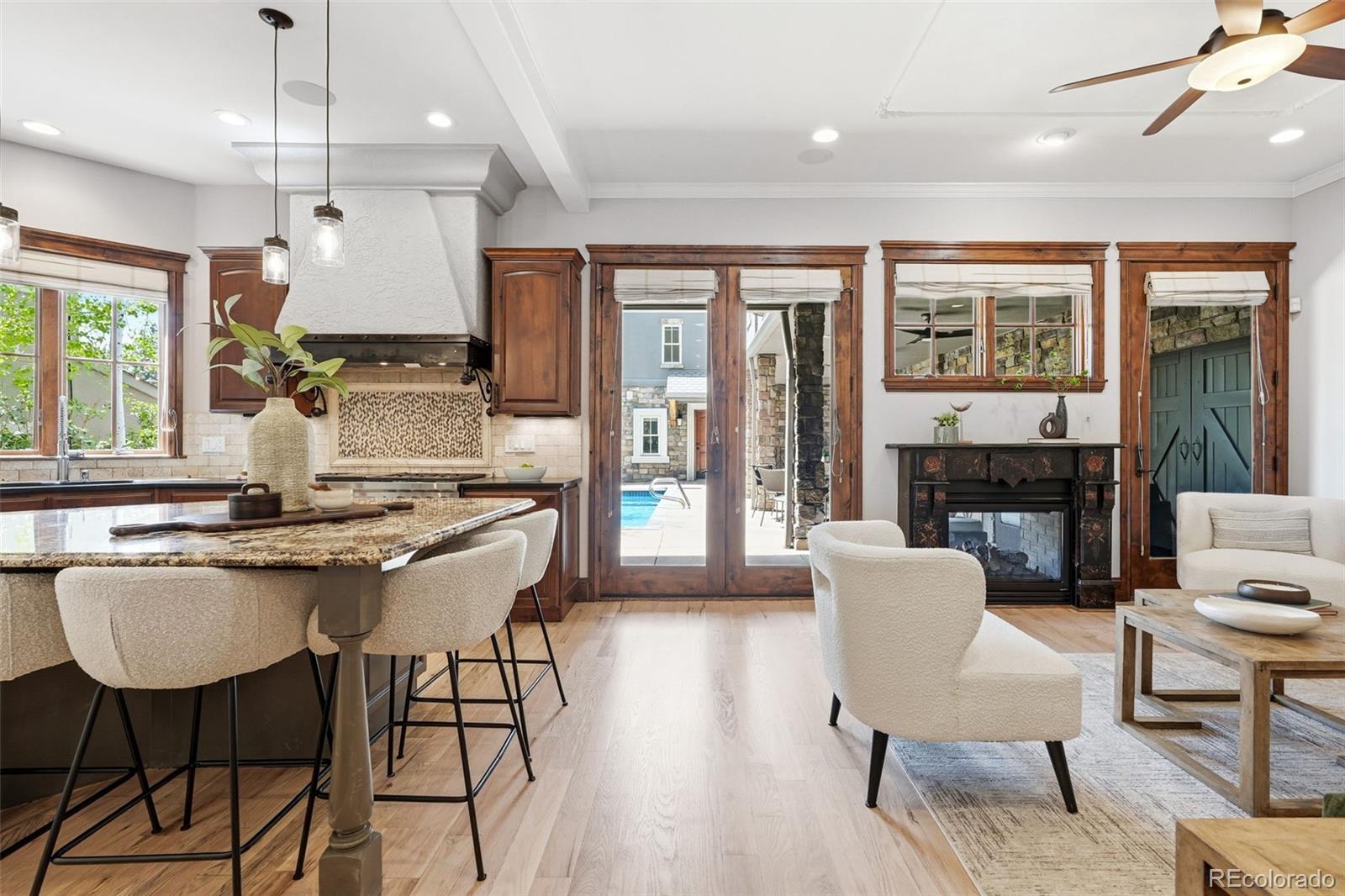 MLS Image #10 for 3023  wyandot street,denver, Colorado