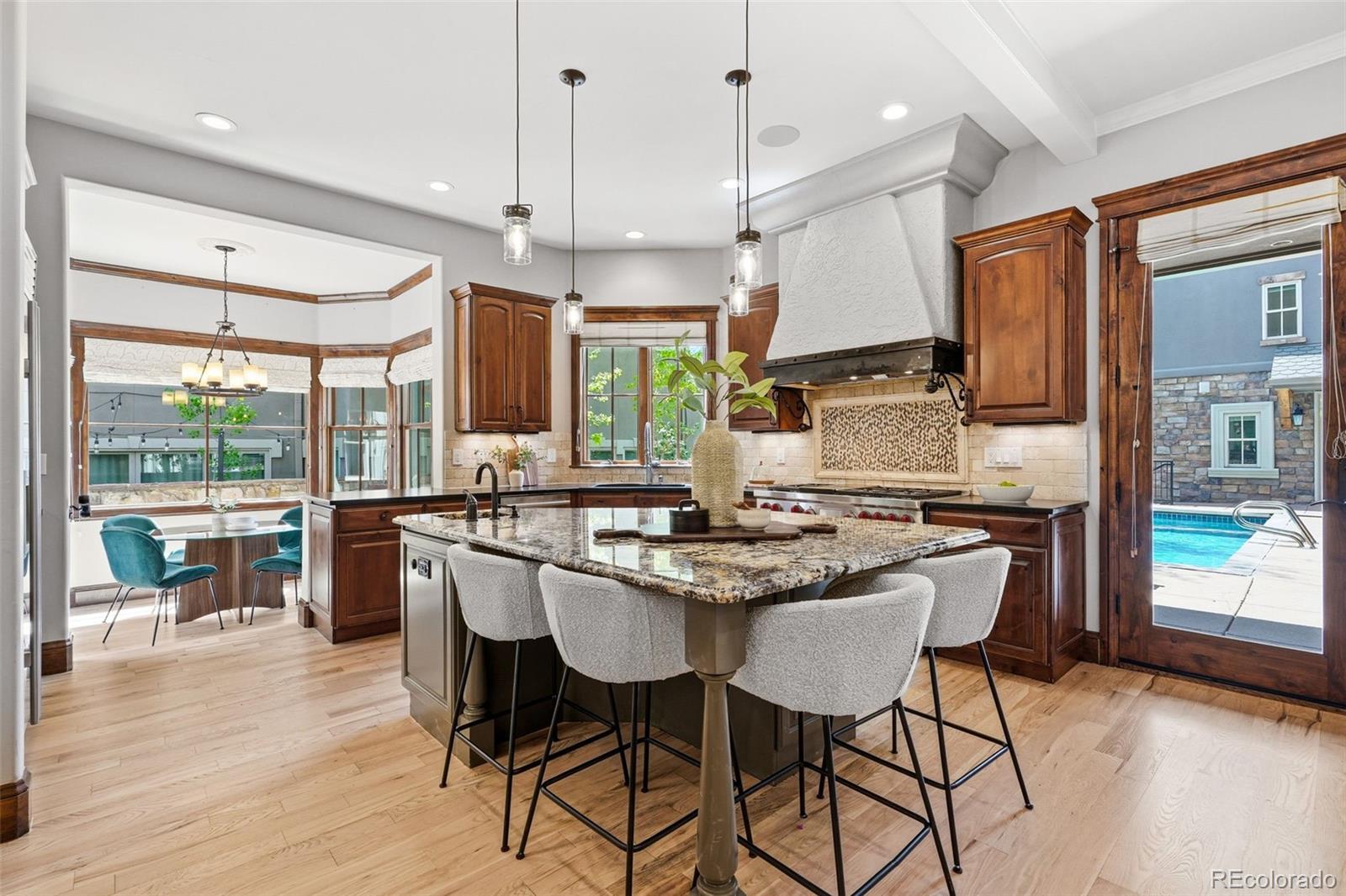 MLS Image #11 for 3023  wyandot street,denver, Colorado