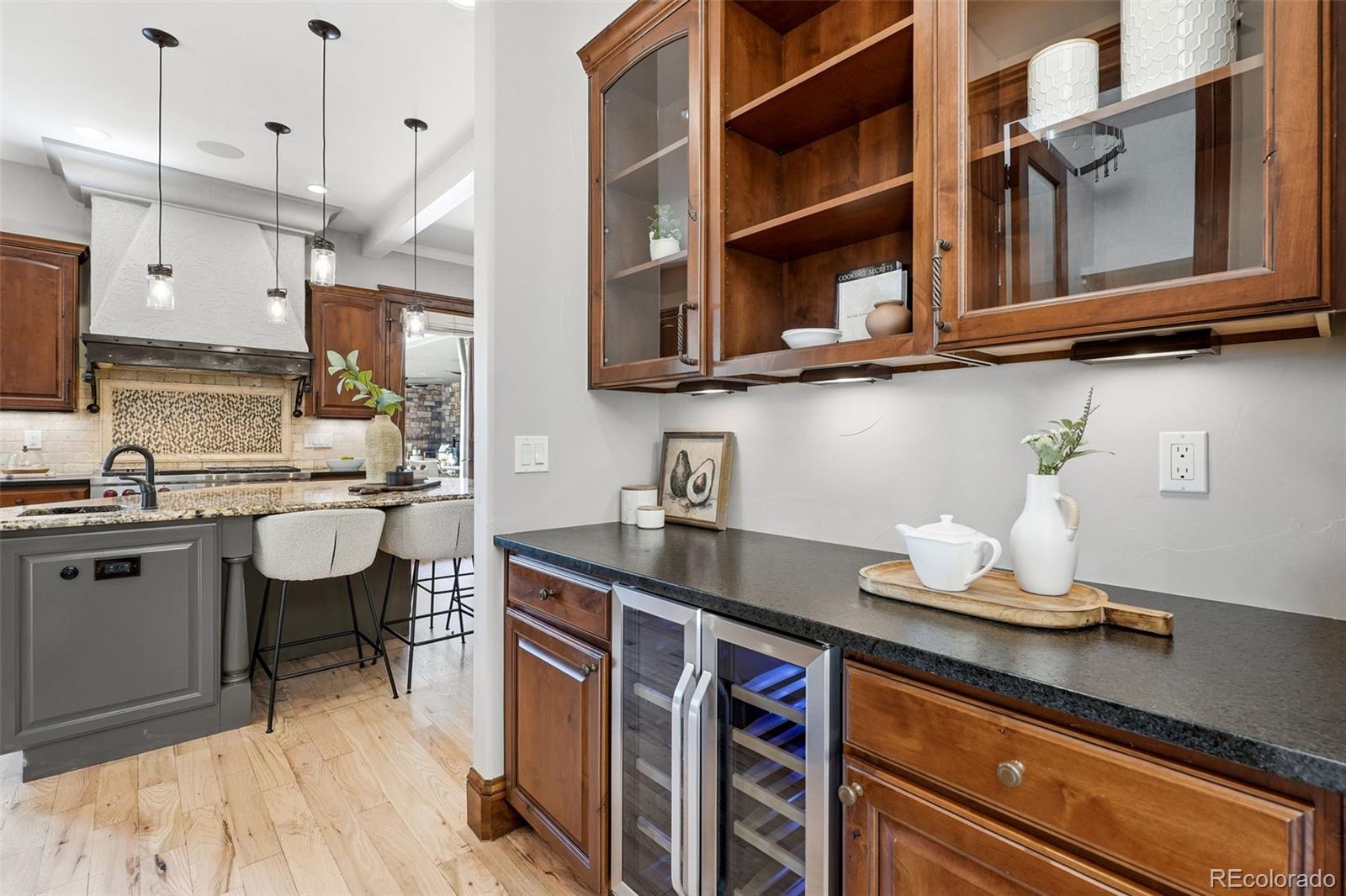 MLS Image #15 for 3023  wyandot street,denver, Colorado