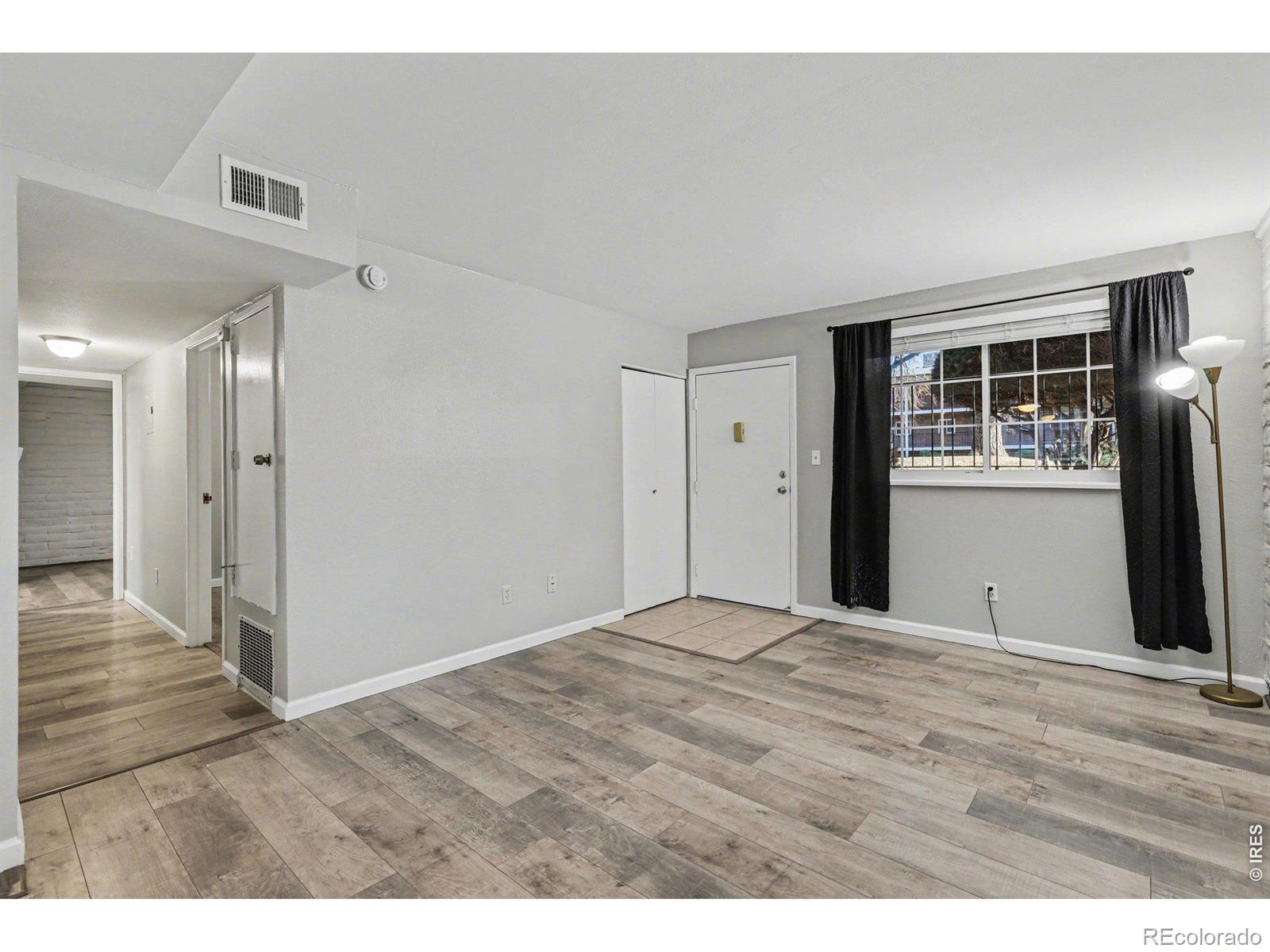 MLS Image #4 for 6800 e tennessee avenue,denver, Colorado