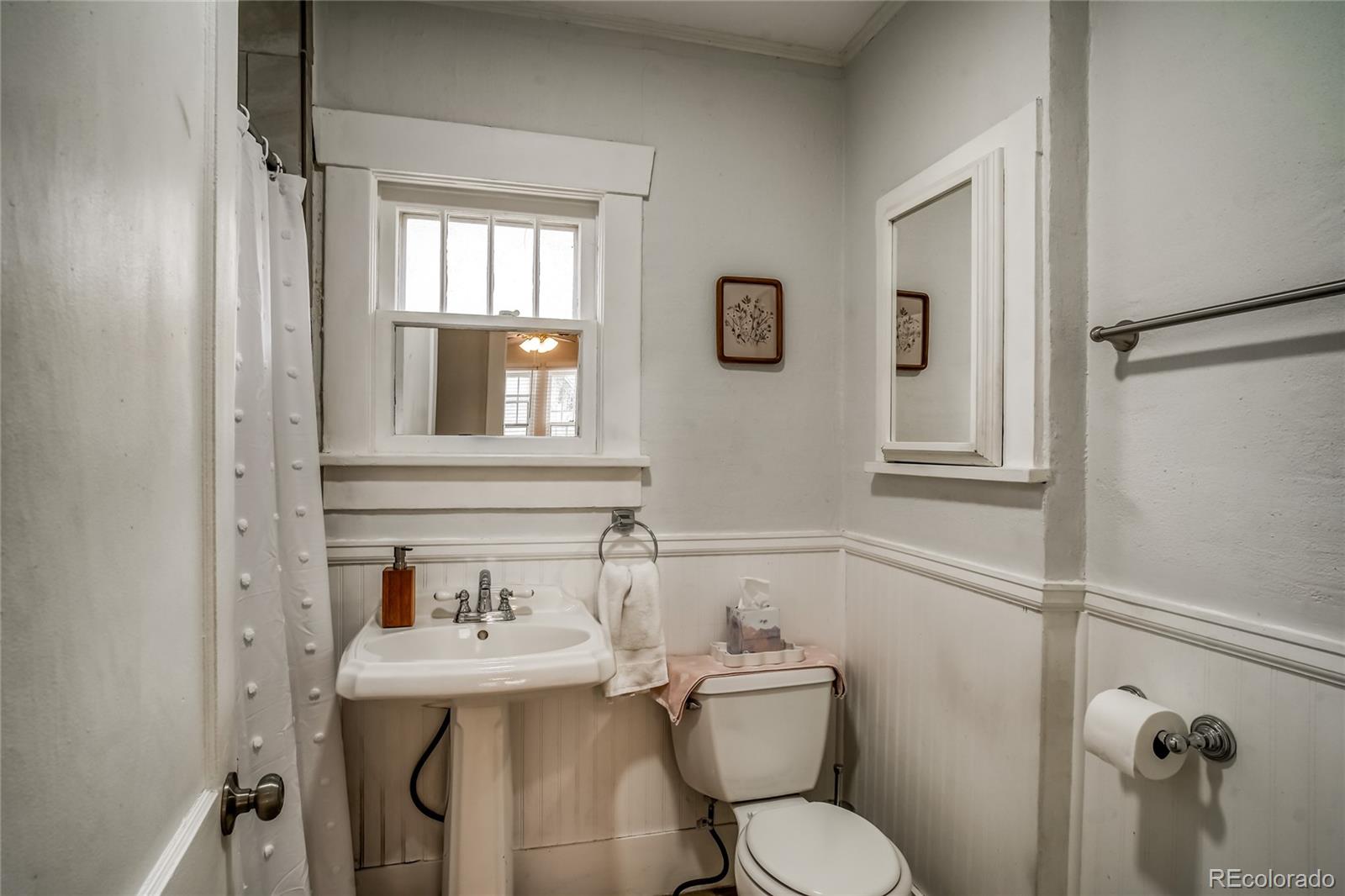MLS Image #12 for 1521 e platte avenue,colorado springs, Colorado