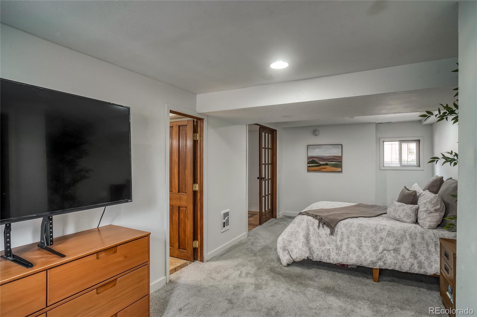 MLS Image #21 for 1521 e platte avenue,colorado springs, Colorado