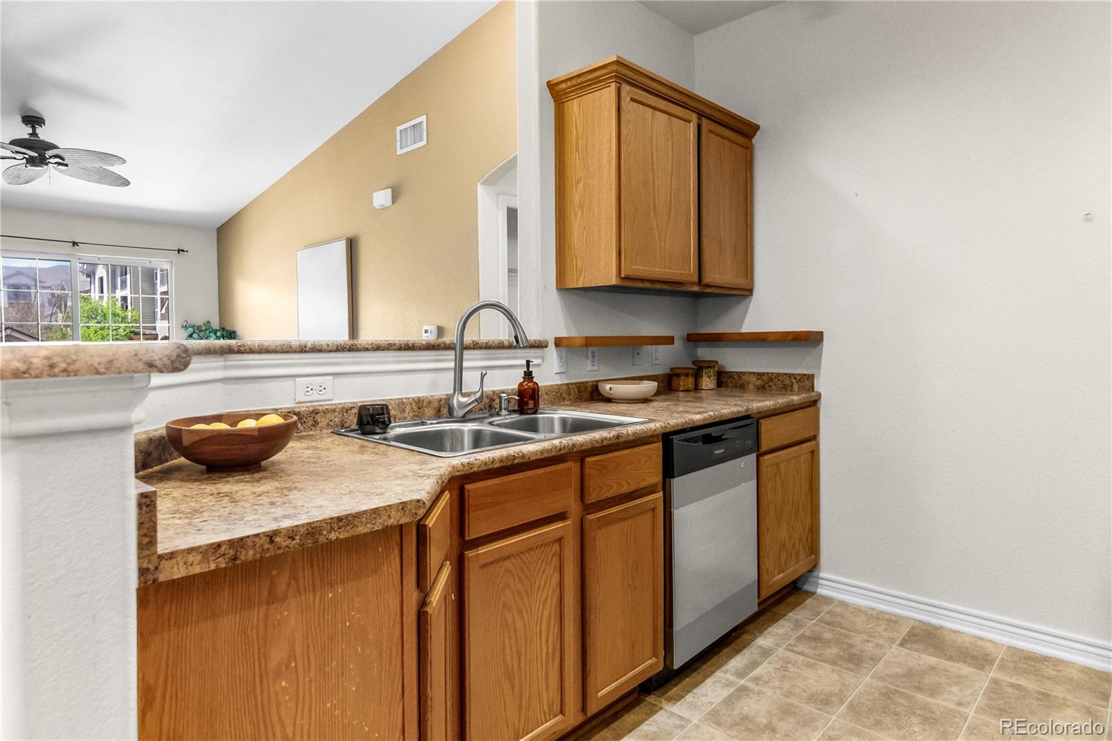 MLS Image #9 for 18669  stroh road 10204,parker, Colorado
