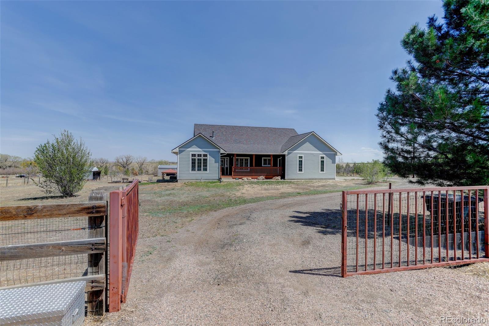 MLS Image #2 for 59956 e commanche way,strasburg, Colorado
