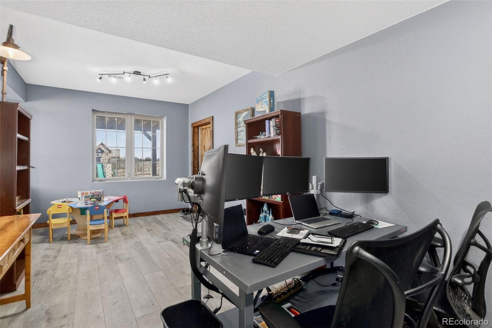 MLS Image #28 for 59956 e commanche way,strasburg, Colorado