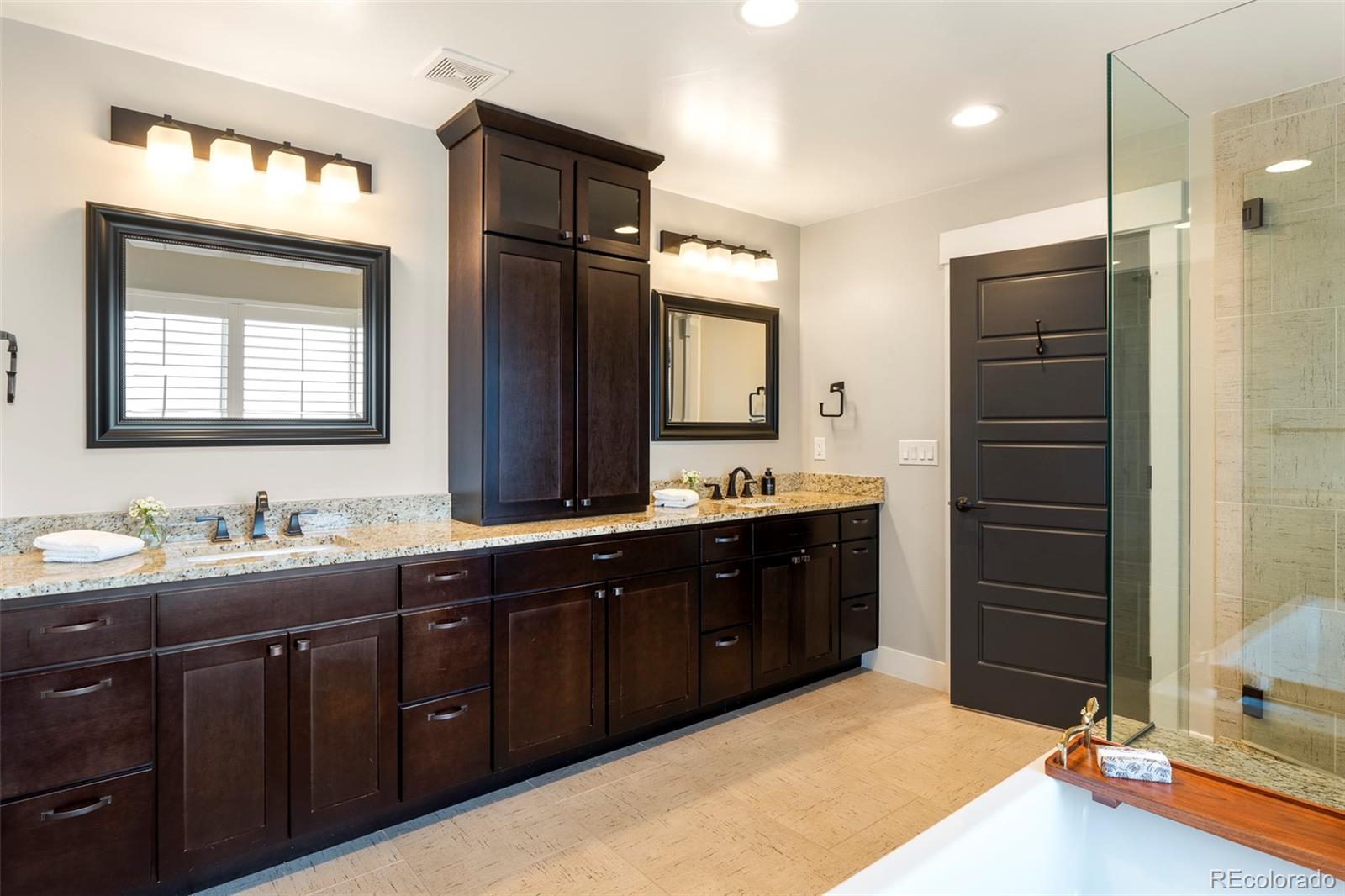 MLS Image #24 for 136  magnolia street,denver, Colorado