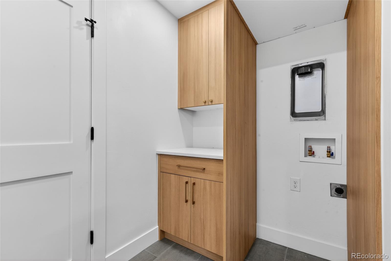 MLS Image #29 for 2362 s acoma street,denver, Colorado