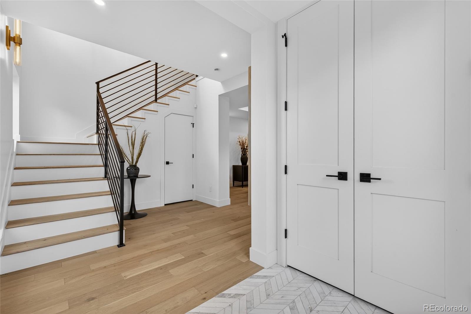 MLS Image #3 for 2362 s acoma street,denver, Colorado