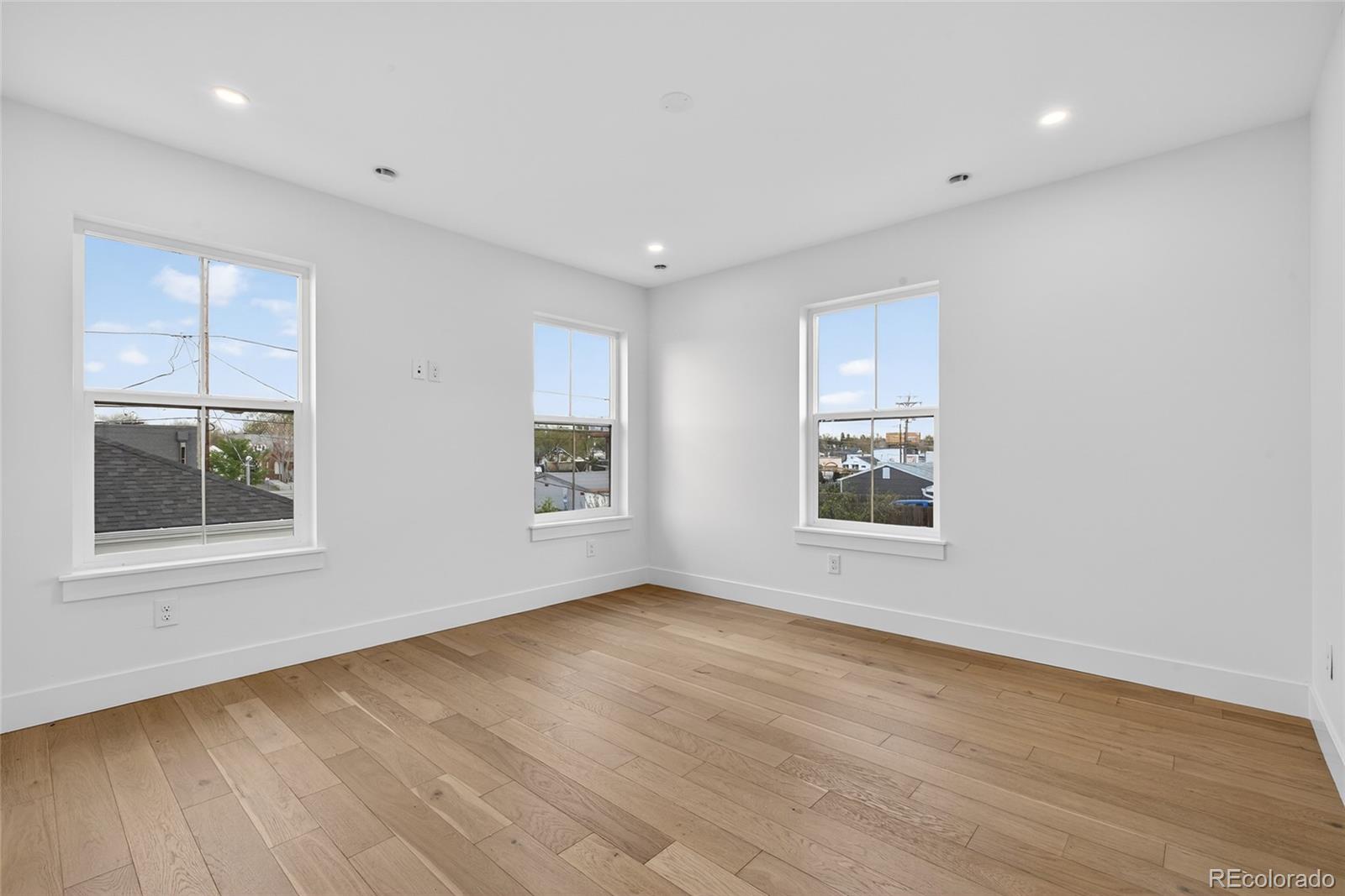 MLS Image #31 for 2362 s acoma street,denver, Colorado