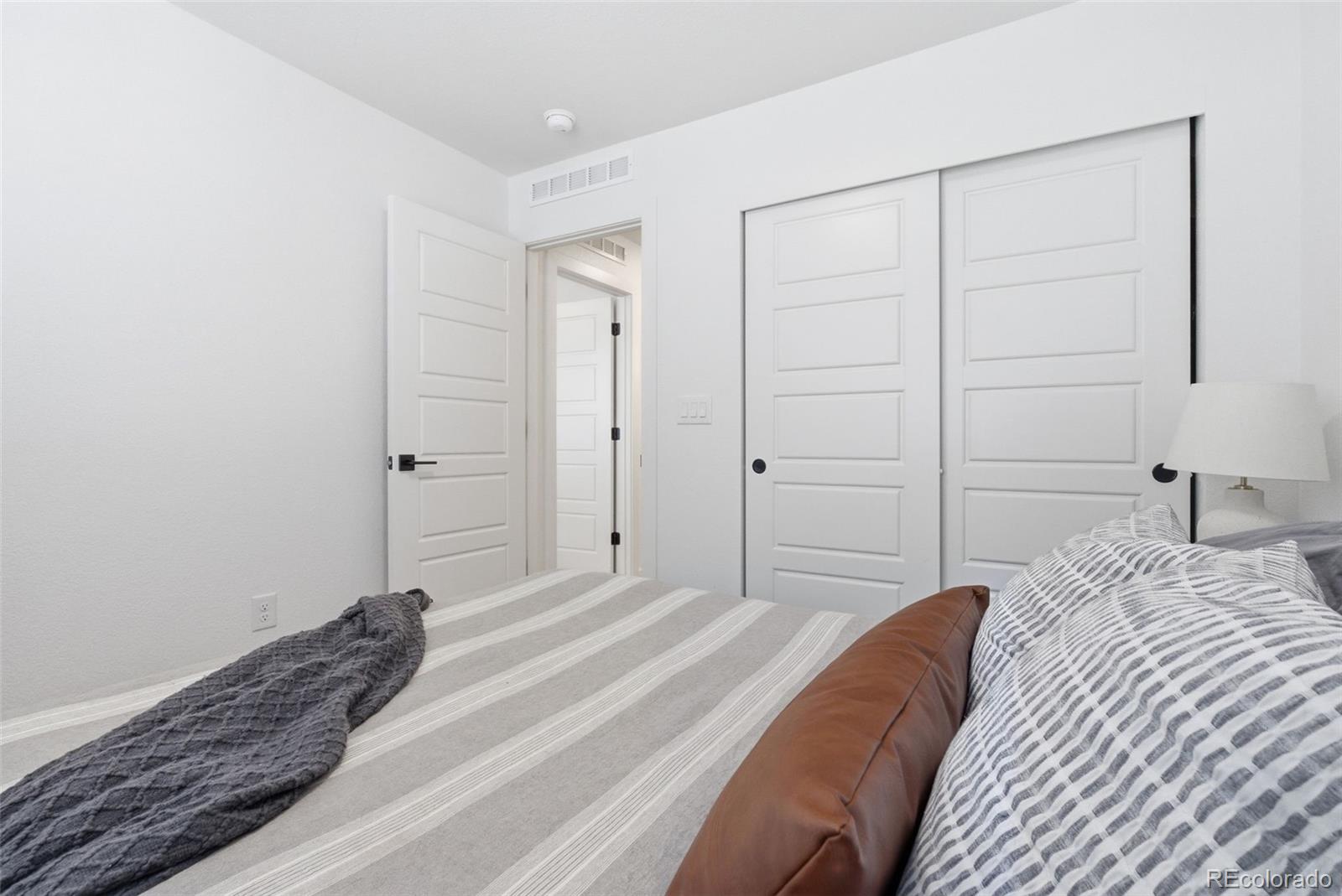 MLS Image #13 for 2048 s holly street,denver, Colorado