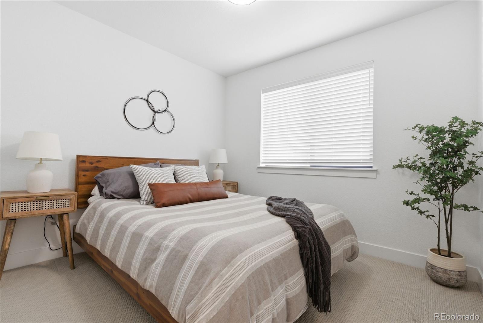 MLS Image #15 for 2048 s holly street,denver, Colorado