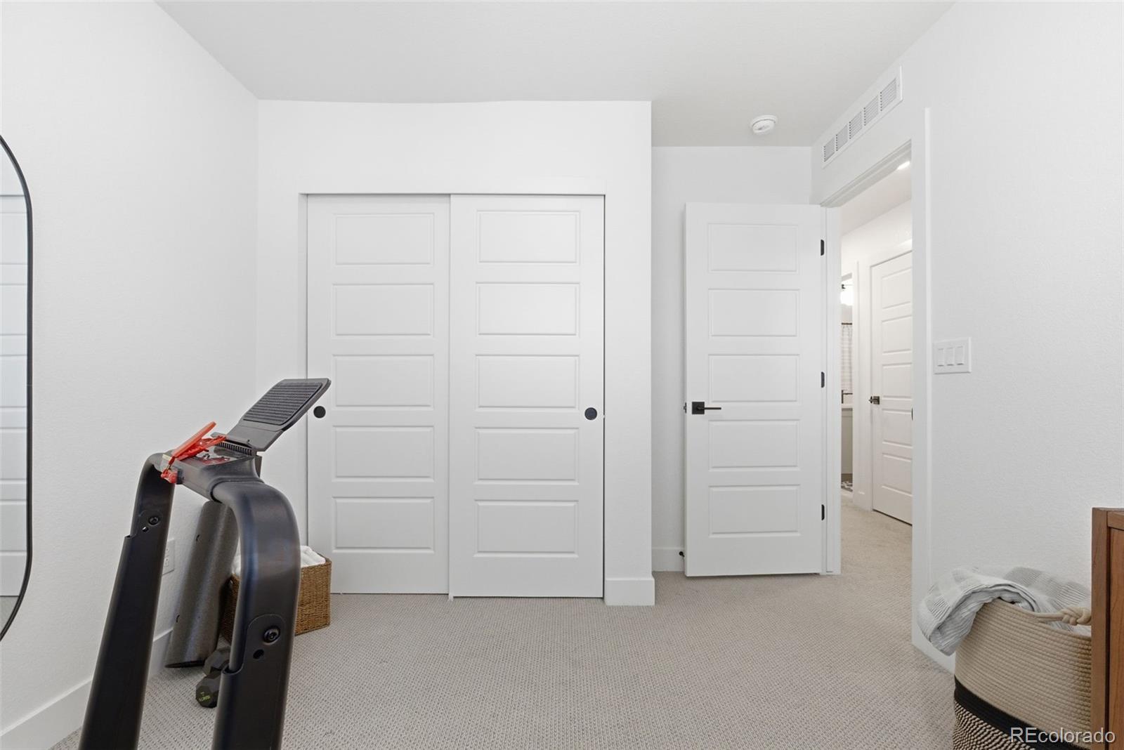 MLS Image #16 for 2048 s holly street,denver, Colorado