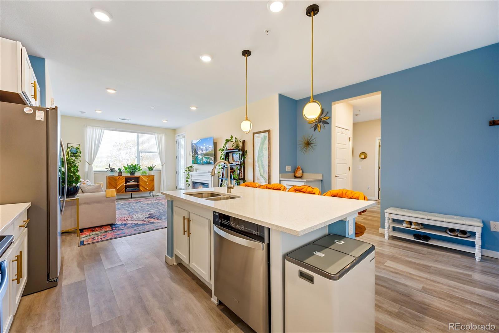 MLS Image #3 for 420 e fremont place,centennial, Colorado