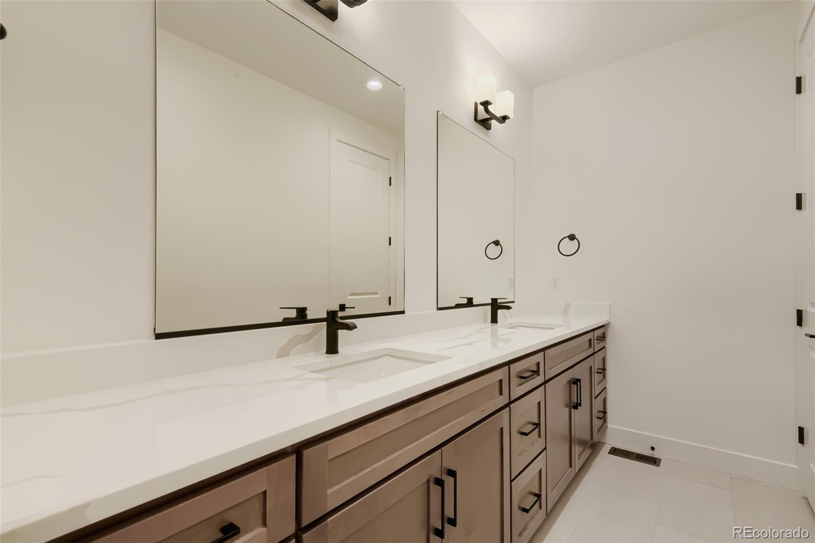 MLS Image #7 for 7716 s irving street,littleton, Colorado