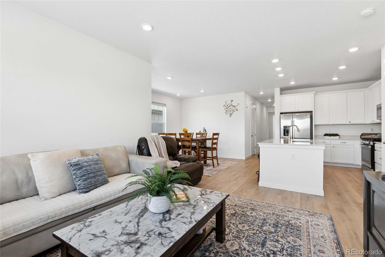 MLS Image #10 for 15979  xanthia way,thornton, Colorado