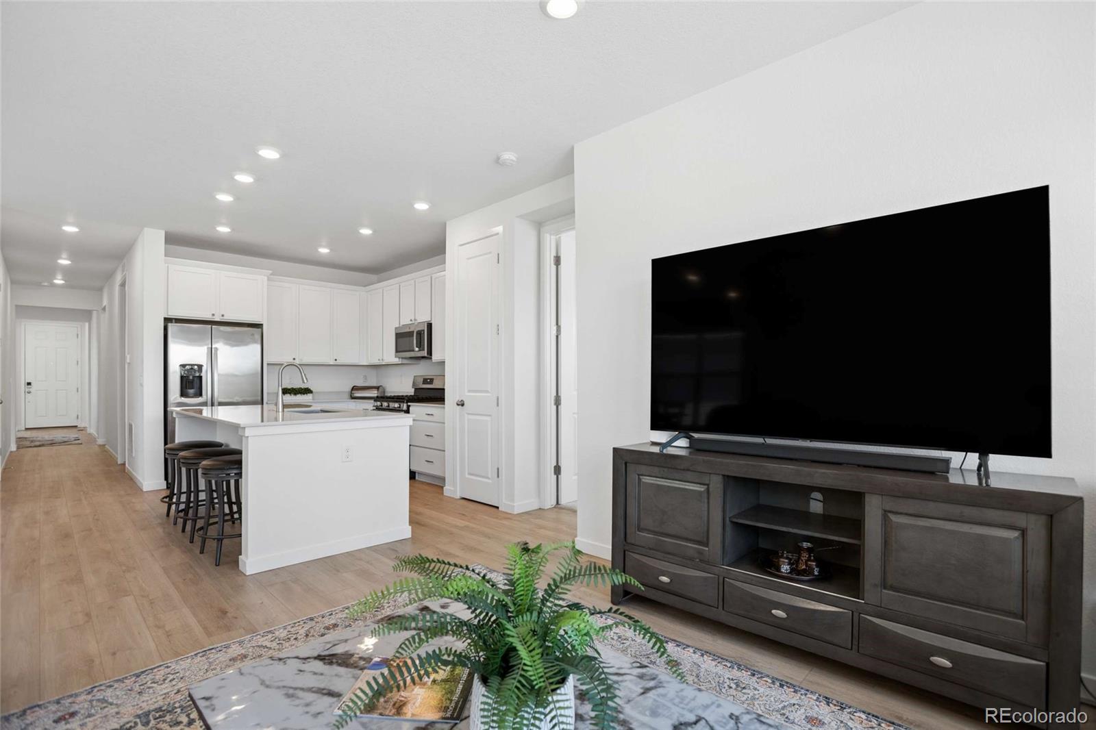 MLS Image #11 for 15979  xanthia way,thornton, Colorado