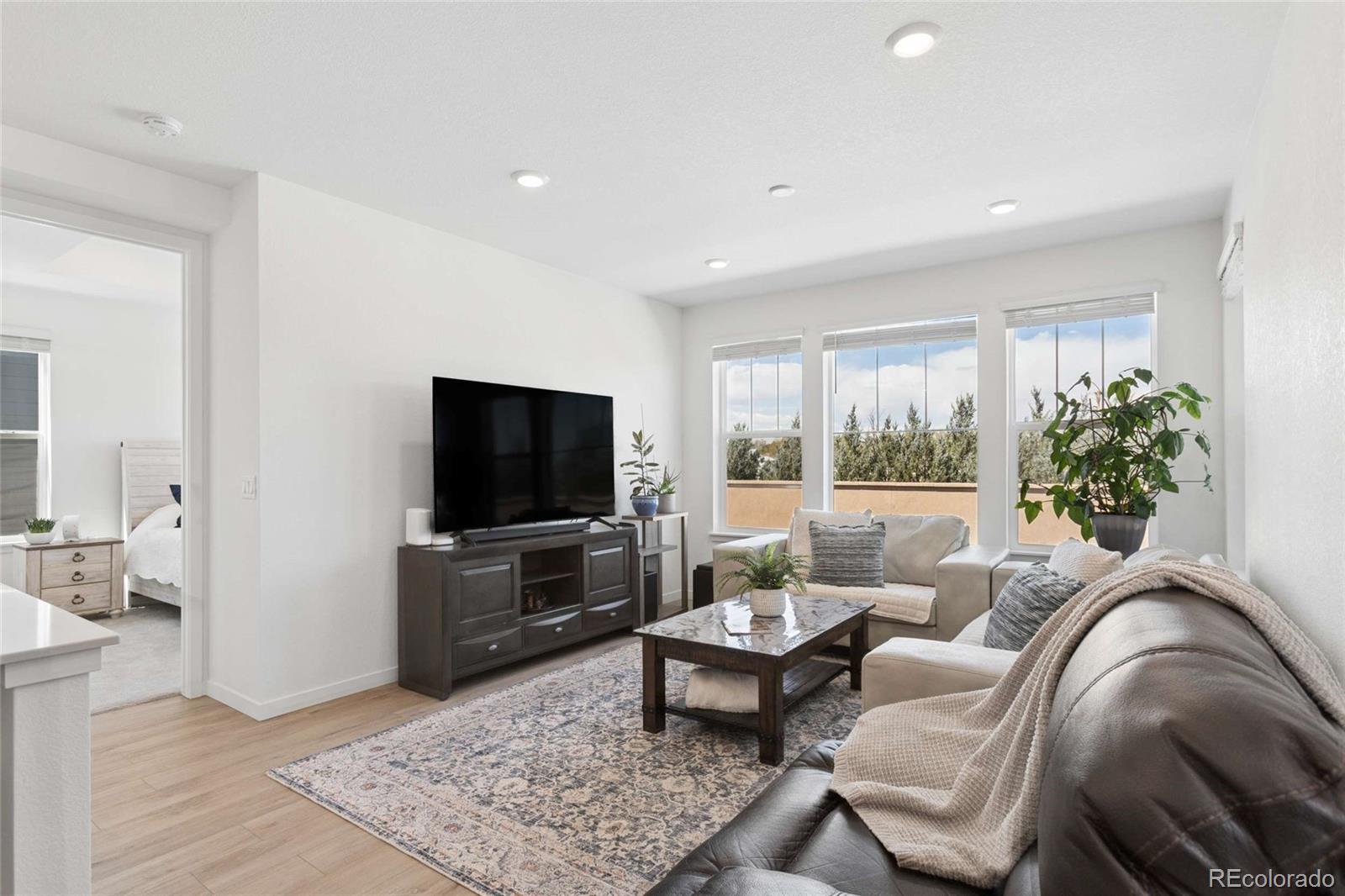 MLS Image #9 for 15979  xanthia way,thornton, Colorado