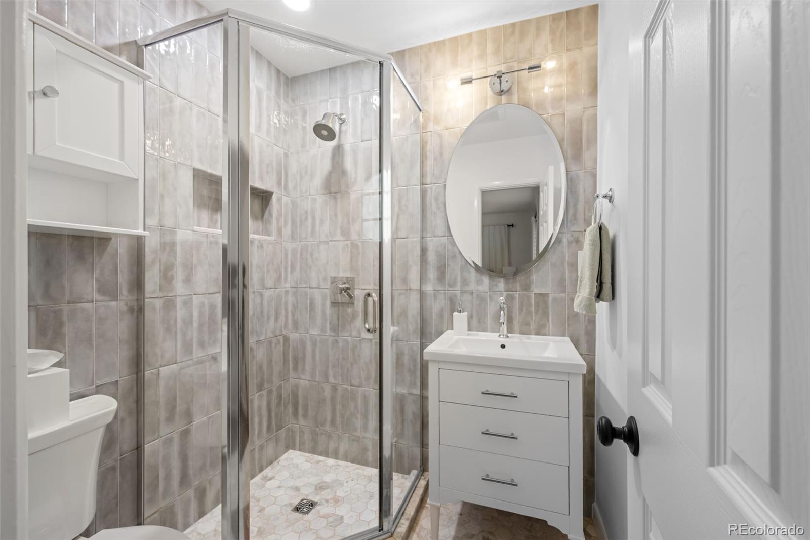 MLS Image #19 for 3701 e dartmouth avenue,denver, Colorado