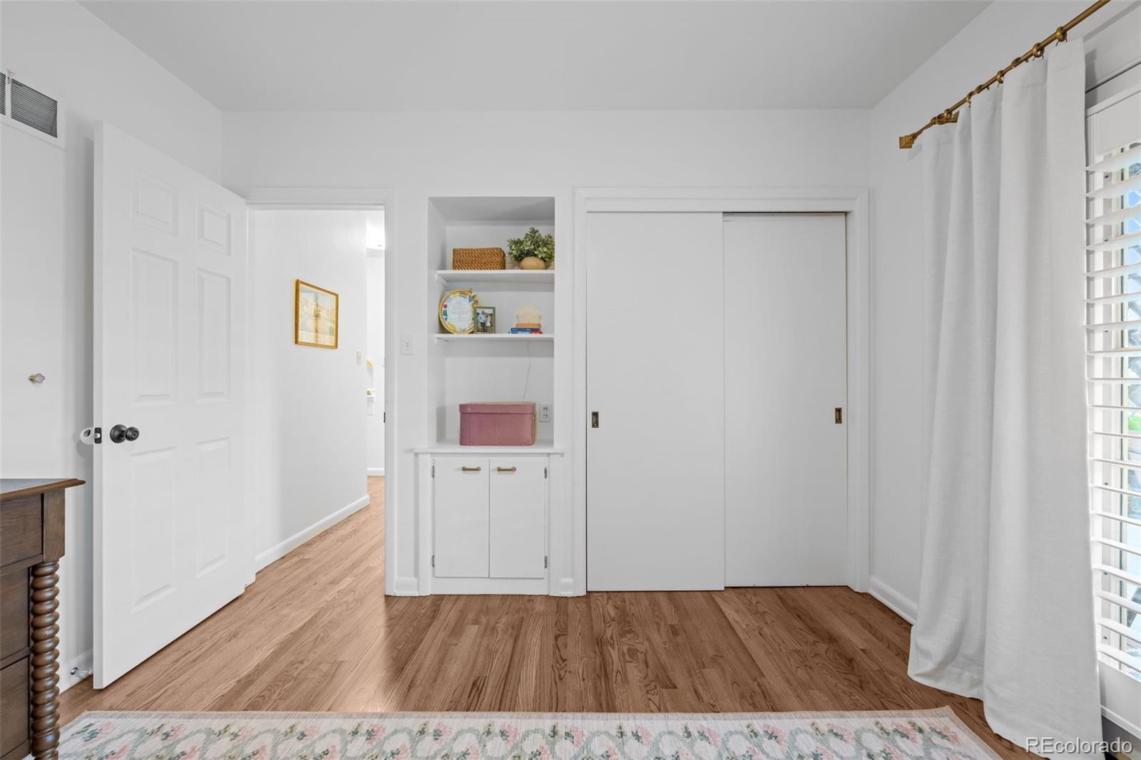 MLS Image #23 for 3701 e dartmouth avenue,denver, Colorado