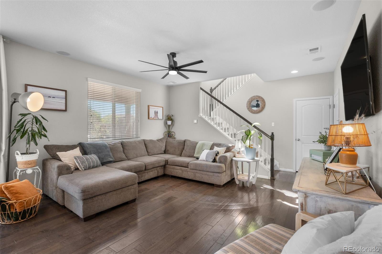 MLS Image #4 for 240 s langdale court,aurora, Colorado