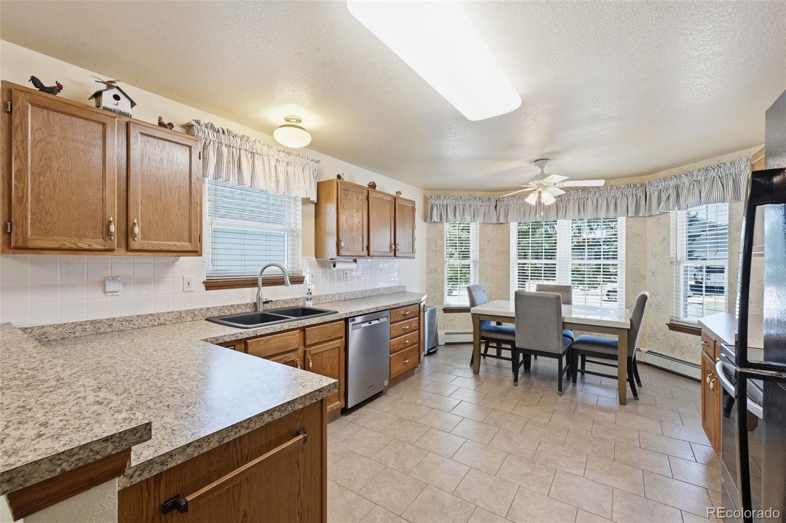 MLS Image #12 for 8237  telegraph drive,colorado springs, Colorado
