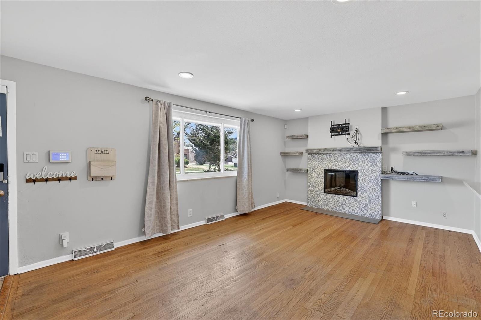 MLS Image #7 for 1597  julian street,denver, Colorado