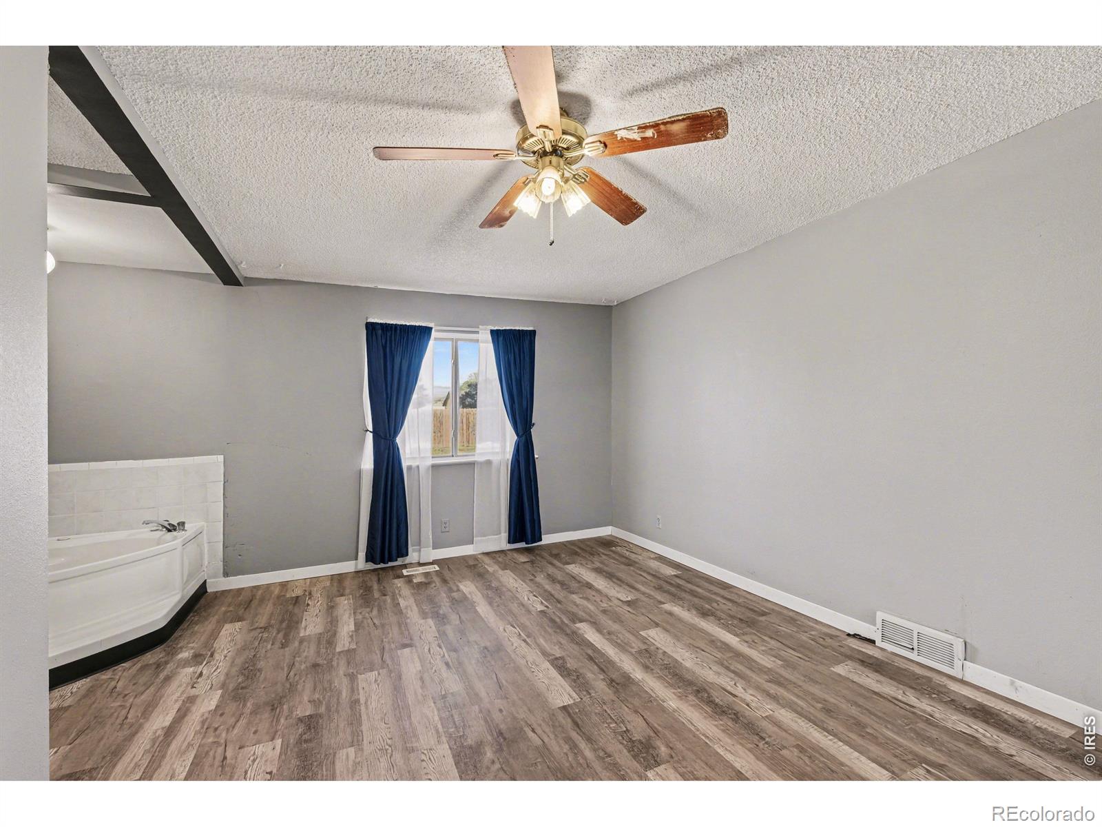MLS Image #13 for 915  white elm drive,loveland, Colorado