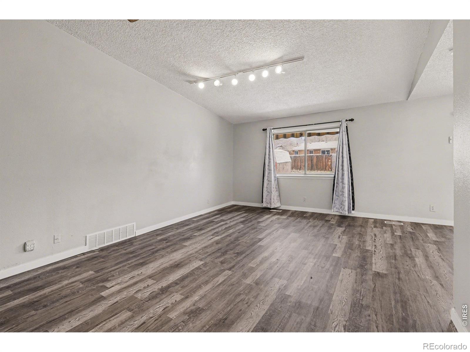 MLS Image #5 for 915  white elm drive,loveland, Colorado