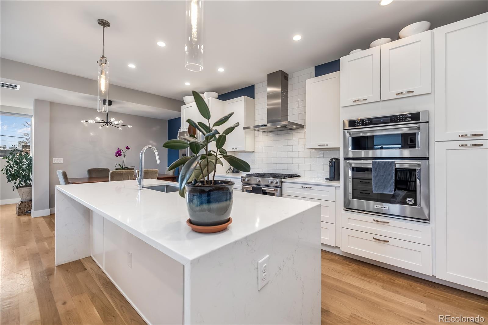 MLS Image #5 for 1728  hooker street,denver, Colorado