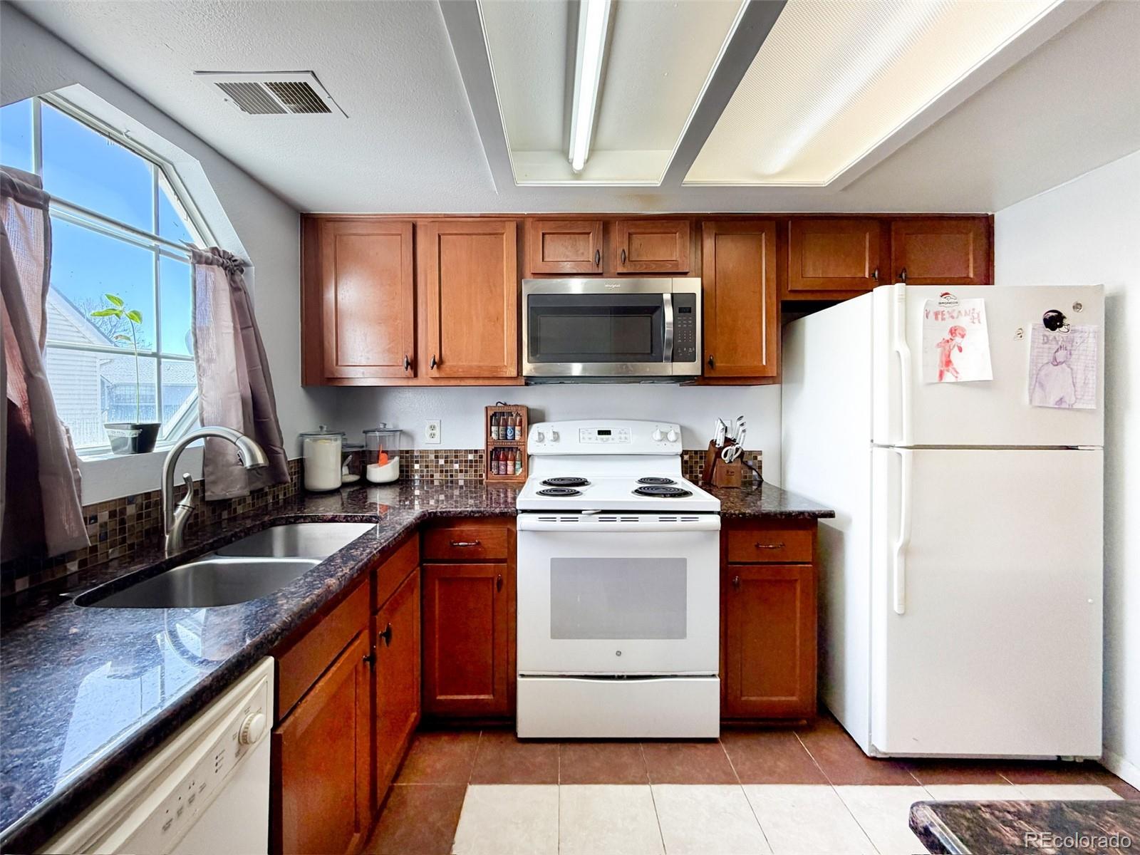 MLS Image #6 for 12615 e pacific circle,aurora, Colorado