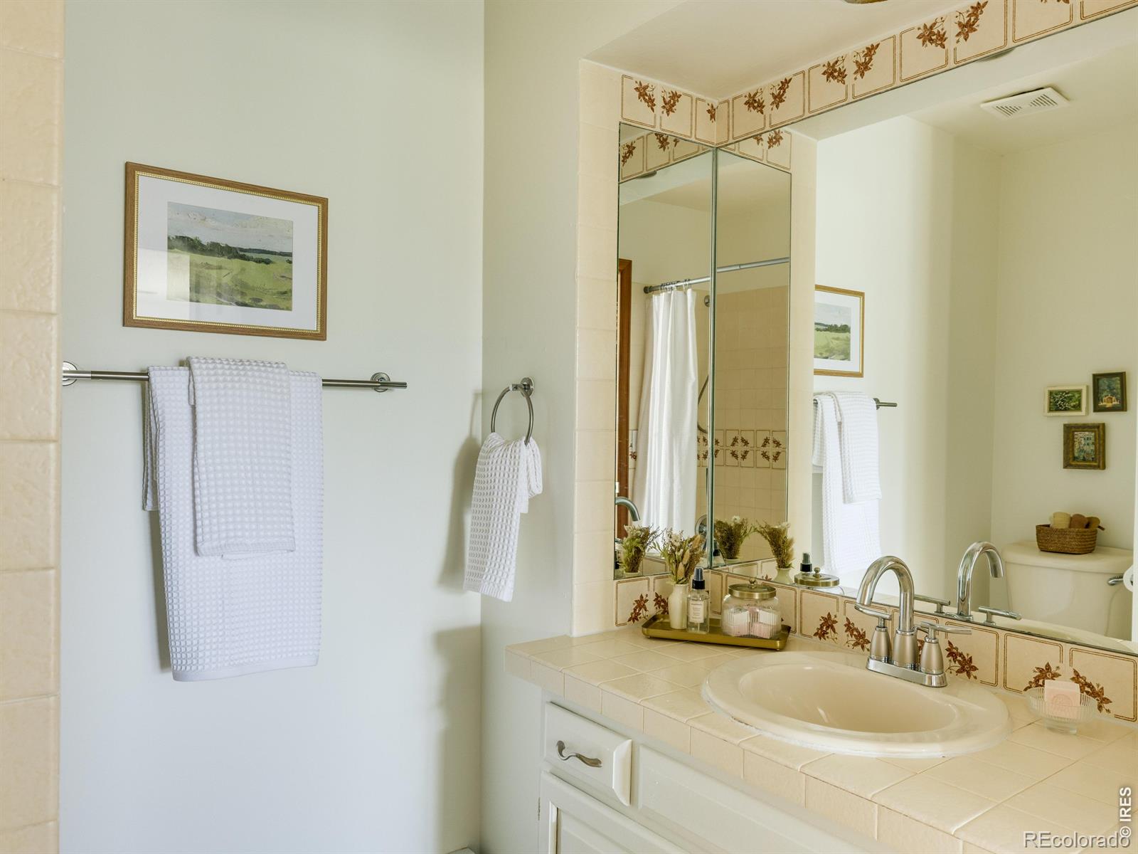 MLS Image #29 for 544  leader circle,louisville, Colorado
