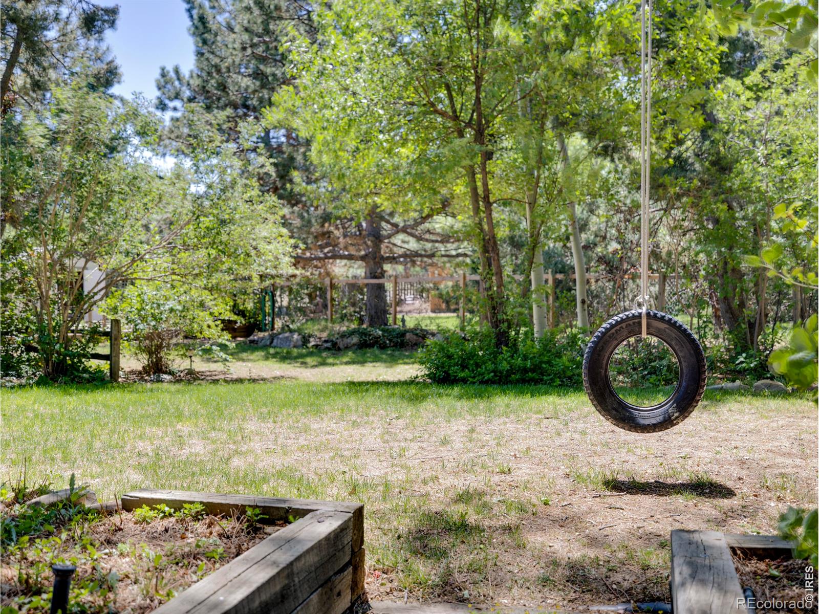 MLS Image #43 for 544  leader circle,louisville, Colorado