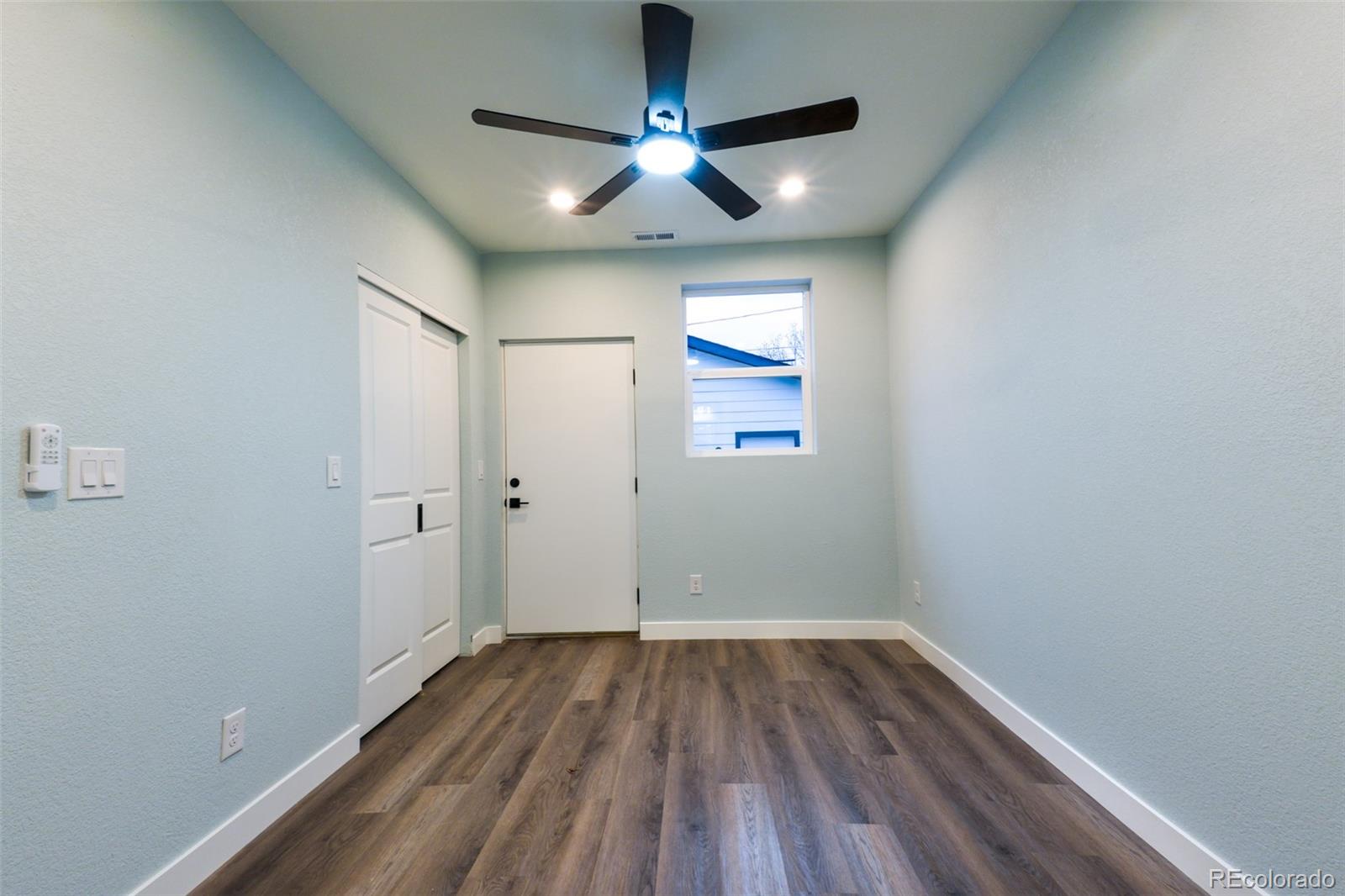 MLS Image #17 for 1450  syracuse street,denver, Colorado