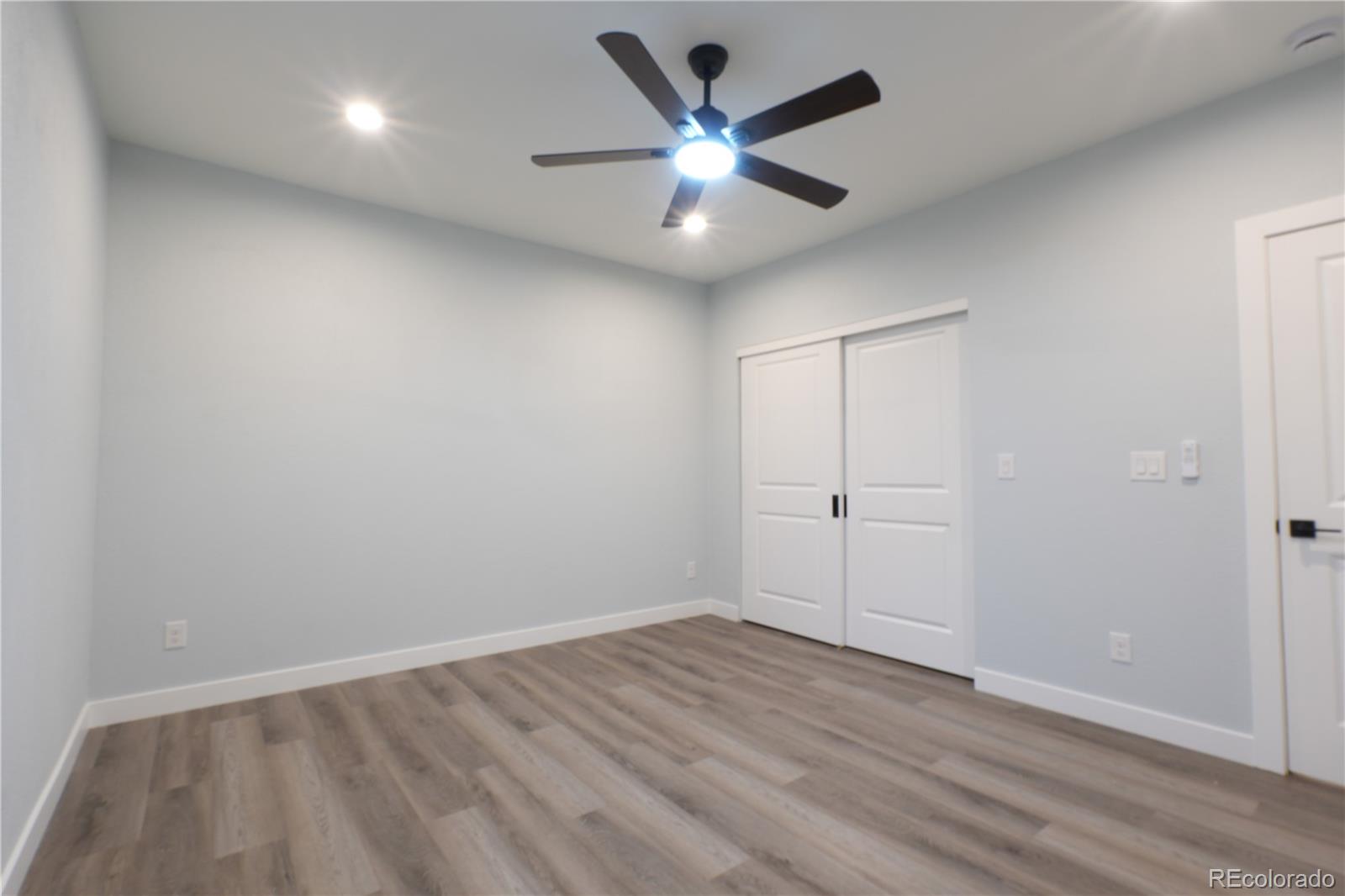 MLS Image #19 for 1450  syracuse street,denver, Colorado