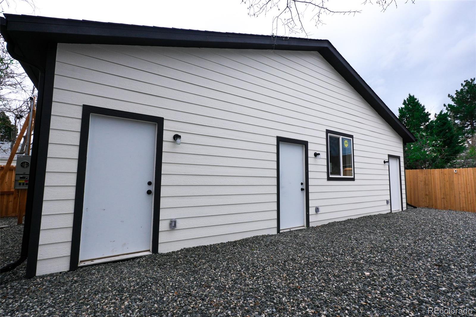 MLS Image #3 for 1450  syracuse street,denver, Colorado