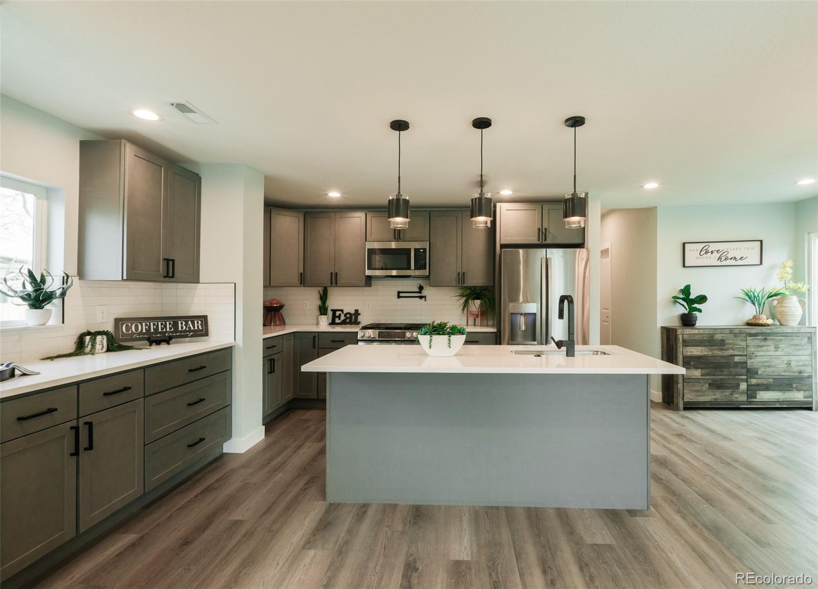 MLS Image #4 for 1450  syracuse street,denver, Colorado