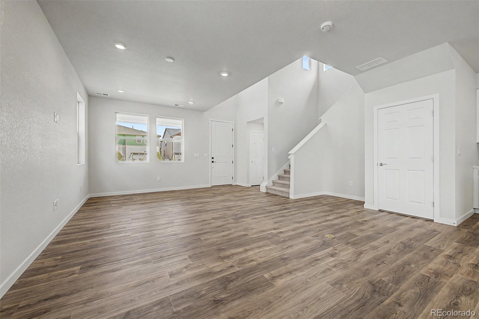 MLS Image #12 for 5804 n perth street,aurora, Colorado