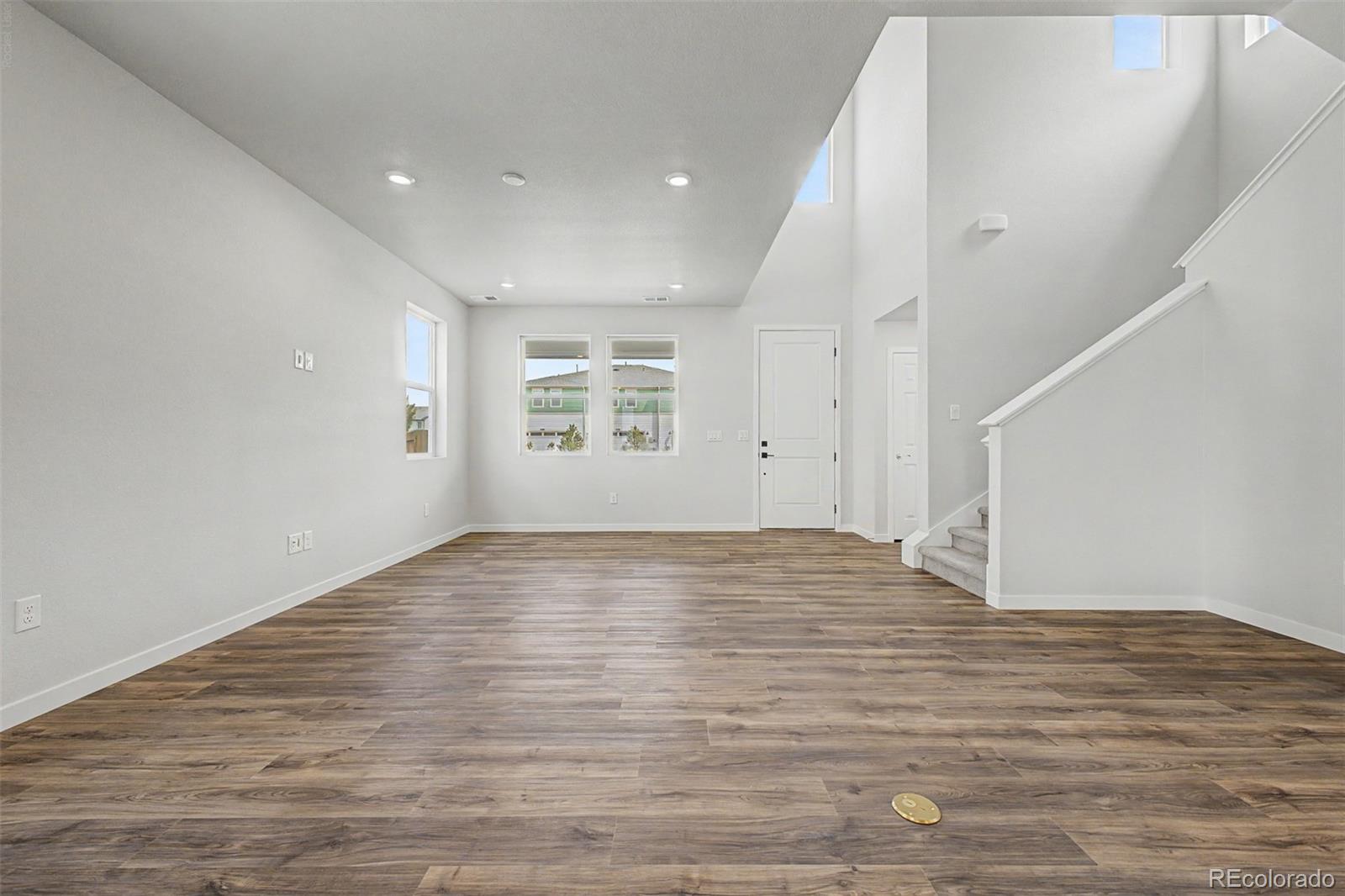 MLS Image #13 for 5804 n perth street,aurora, Colorado