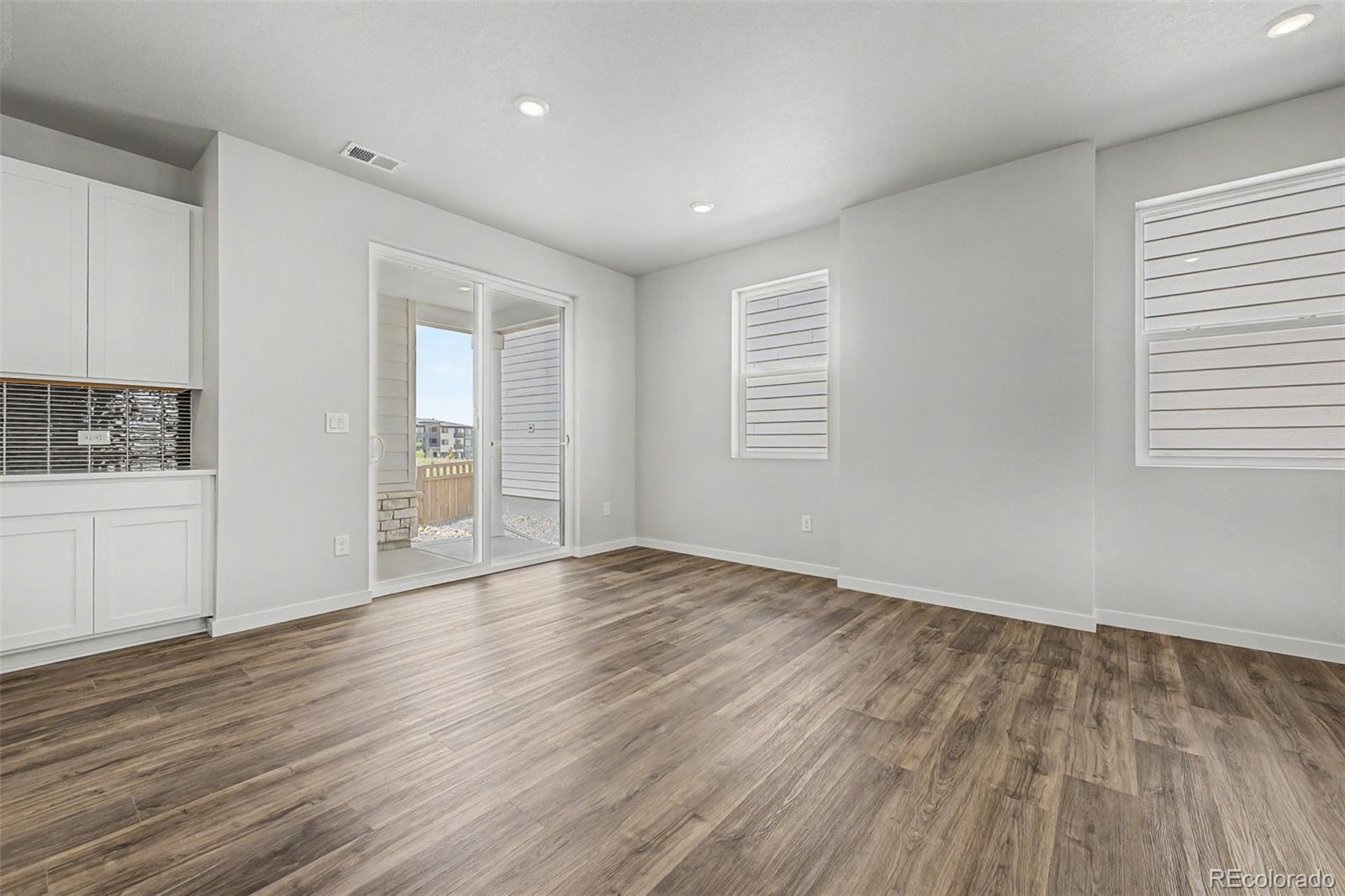 MLS Image #15 for 5804 n perth street,aurora, Colorado