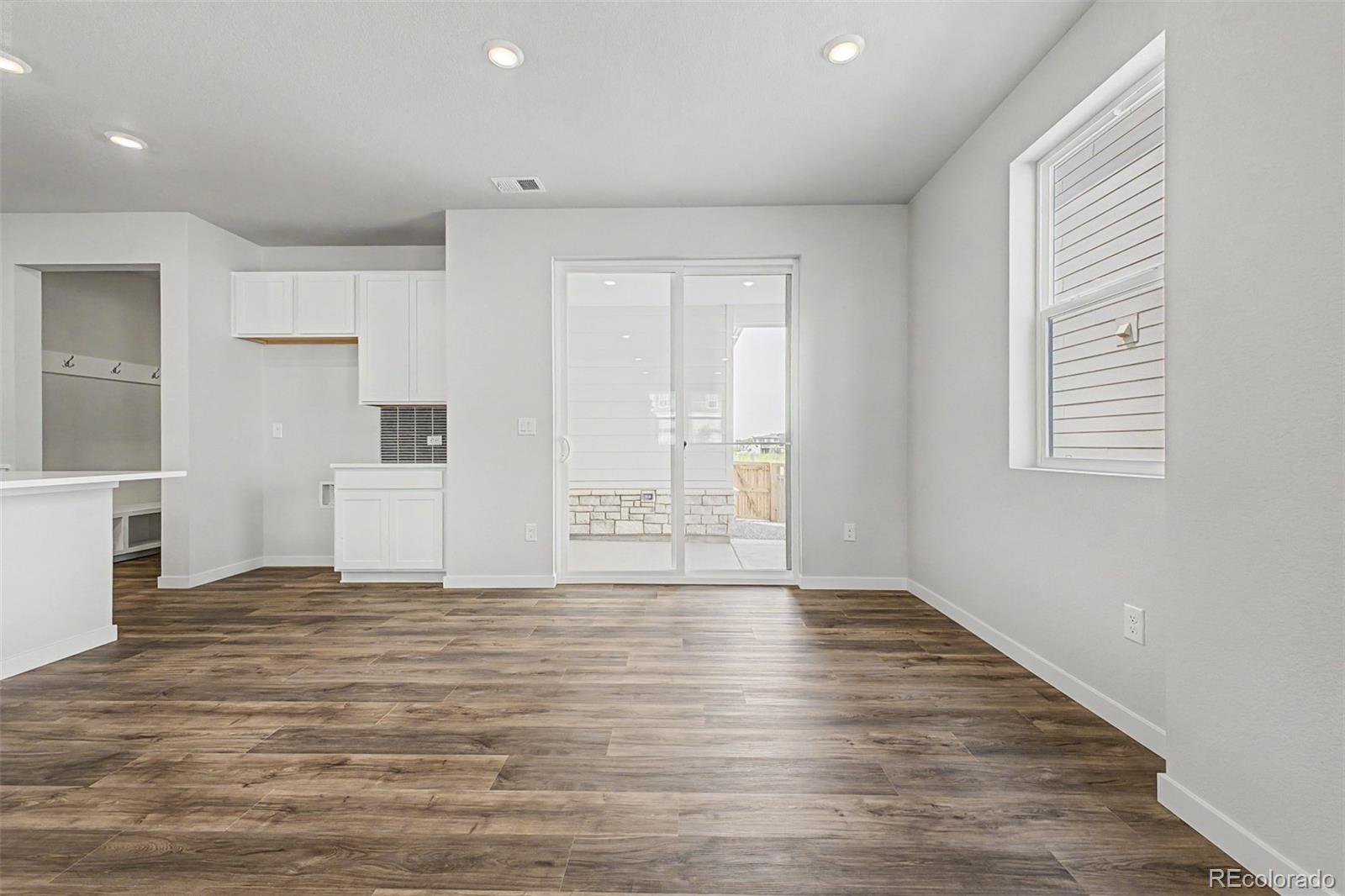 MLS Image #16 for 5804 n perth street,aurora, Colorado