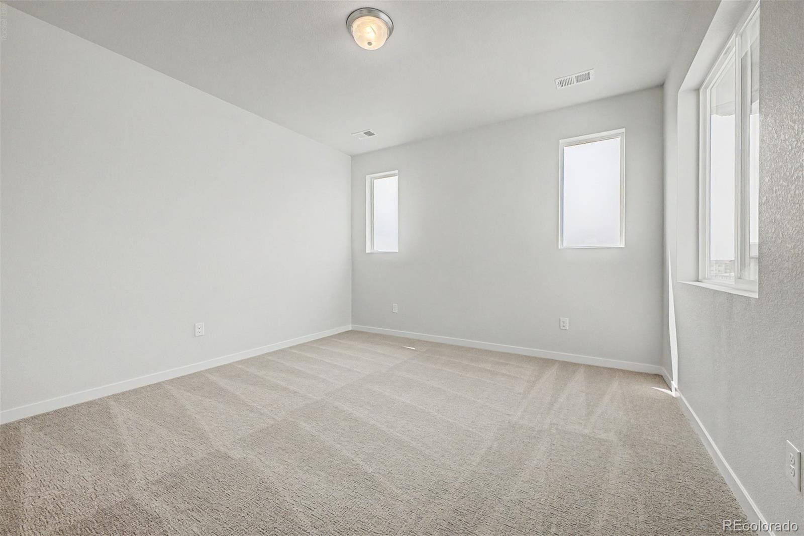 MLS Image #27 for 5804 n perth street,aurora, Colorado