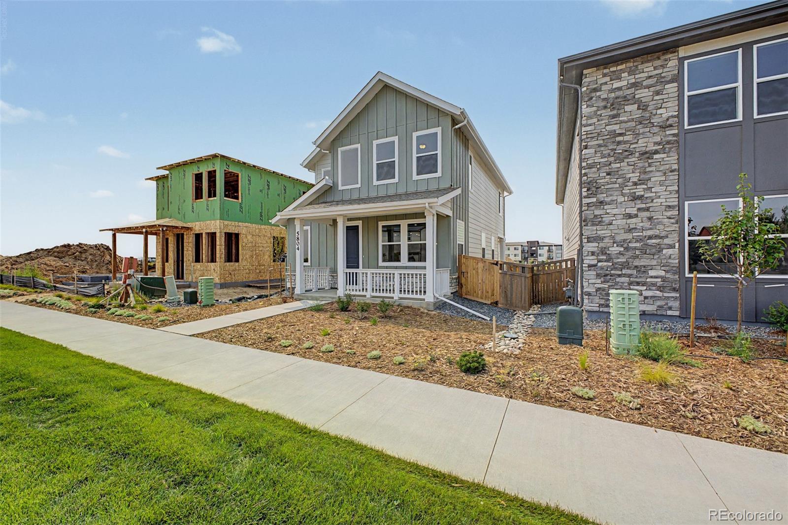 MLS Image #5 for 5804 n perth street,aurora, Colorado